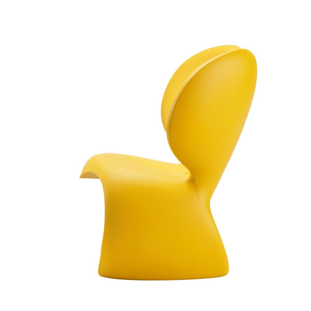 https://a.1stdibscdn.com/dont-fk-with-the-mouse-armchair-in-yellow-recyclable-polyethylene-by-ron-arad-for-sale-picture-2/56838212/f_436606821739875247416/Don_t_FK_With_The_Mouse_Armchair_in_Yellow_Recyclable_Polyethylene_by_Ron_Arad_2_master.jpg