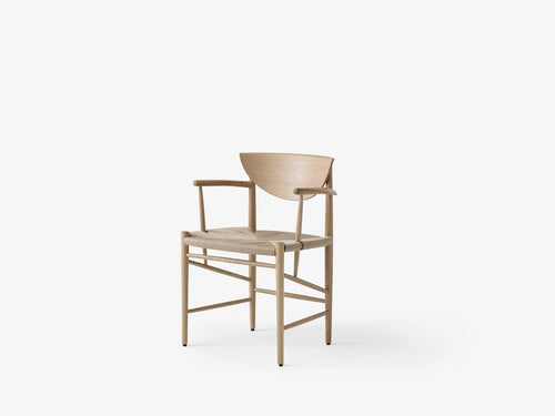 https://a.1stdibscdn.com/drawn-hm4-chair-with-arm-rests-oiled-oak-by-hvidt-mlgaard-for-and-tradition-for-sale-picture-3/f_51432/f_330905021744296583327/Drawn_HM4_Oiled_Oak_Paper_Cord_master.jpg