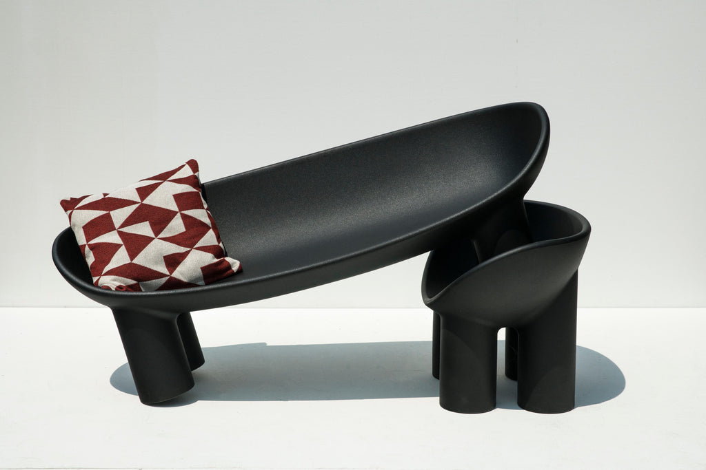 https://a.1stdibscdn.com/roly-poly-polyethylene-sofa-in-charcoal-by-faye-toogood-for-sale-picture-2/f_16392/f_187635221587253645292/Driade_Shooting_2018_7__master.jpg