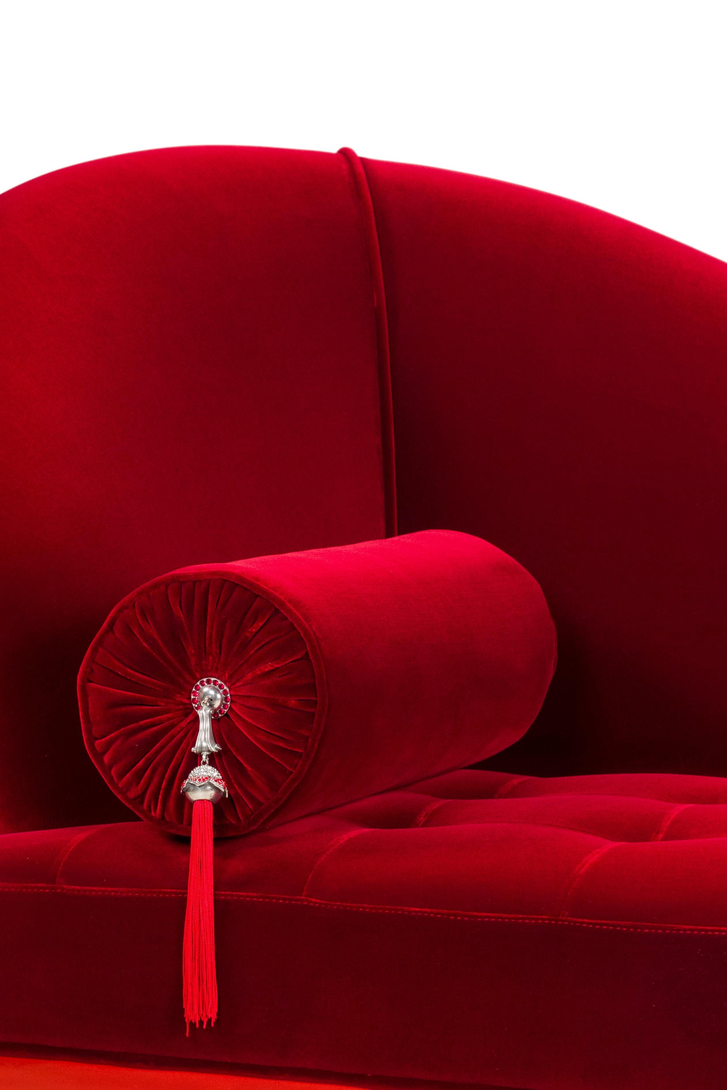 https://a.1stdibscdn.com/greenapple-chaise-longue-sumy-chaise-dedar-red-velvet-handmade-in-portugal-for-sale-picture-3/f_53532/f_323142221674152536550/E0006535_Export_master.jpg
