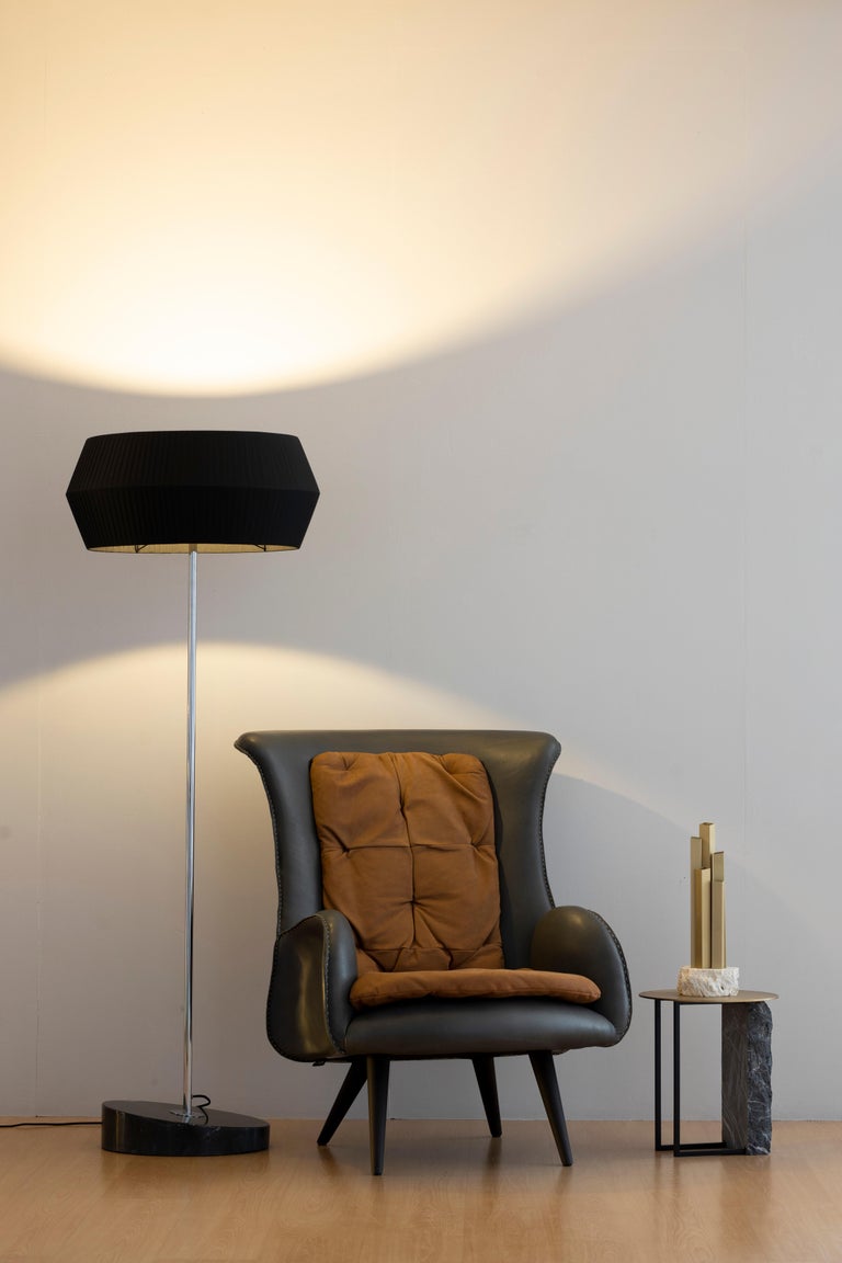 https://a.1stdibscdn.com/modern-barao-leather-lounge-chair-caramel-handmade-in-portugal-by-greenapple-for-sale-picture-2/f_53532/f_199187021770371585223/E0016572_Export_master.jpg?width=768