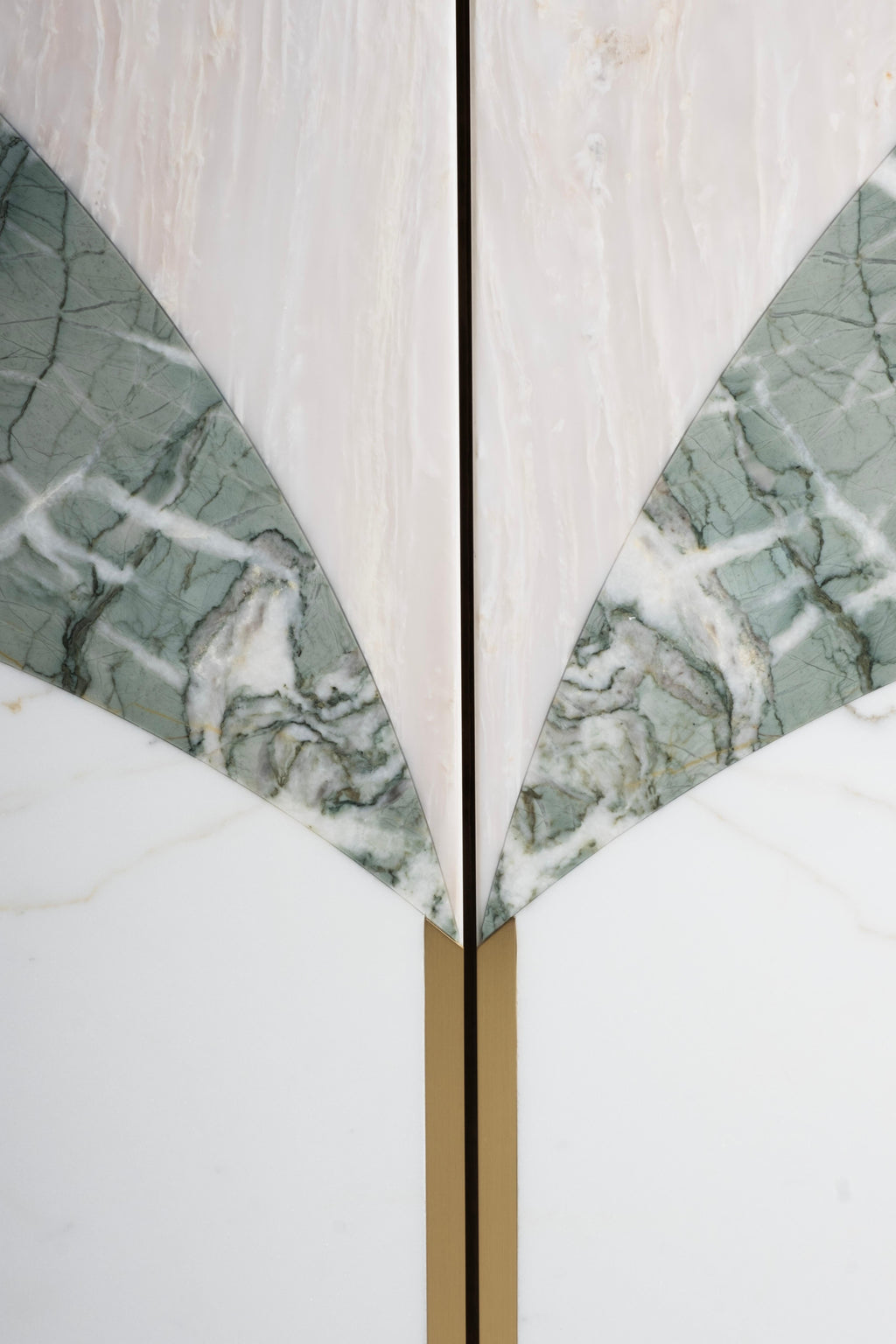 https://a.1stdibscdn.com/art-deco-biloba-marble-sideboard-bar-cabinet-handmade-portugal-by-greenapple-for-sale-picture-6/f_53532/f_467183421770633561131/E0026564_Export_master.jpg
