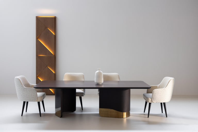 https://a.1stdibscdn.com/modern-margot-dining-chair-brass-leather-nobilis-handmade-by-greenapple-for-sale-picture-17/f_53532/f_422065221755187515318/E0029093_Export_master.jpg?width=768