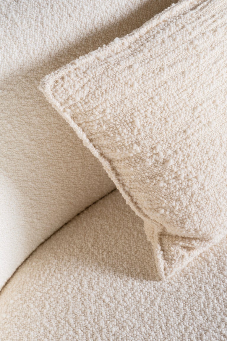 https://a.1stdibscdn.com/contemporary-galapinhos-armchair-oak-root-beige-cotton-handmade-by-greenapple-for-sale-picture-9/f_53532/f_466829221758029799455/E0029323_Export_master.jpg?width=768
