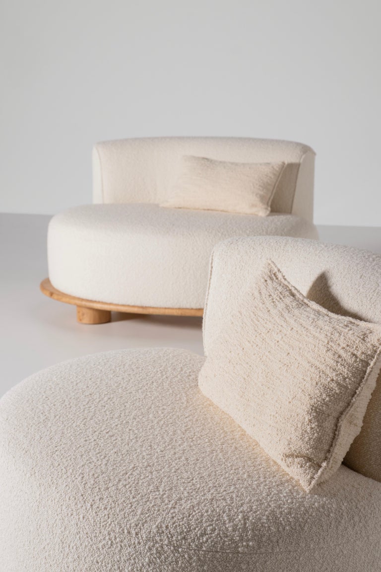 https://a.1stdibscdn.com/contemporary-galapinhos-armchair-oak-root-beige-cotton-handmade-by-greenapple-for-sale-picture-15/f_53532/f_466829221758029803041/E0029329_Export_master.jpg?width=768