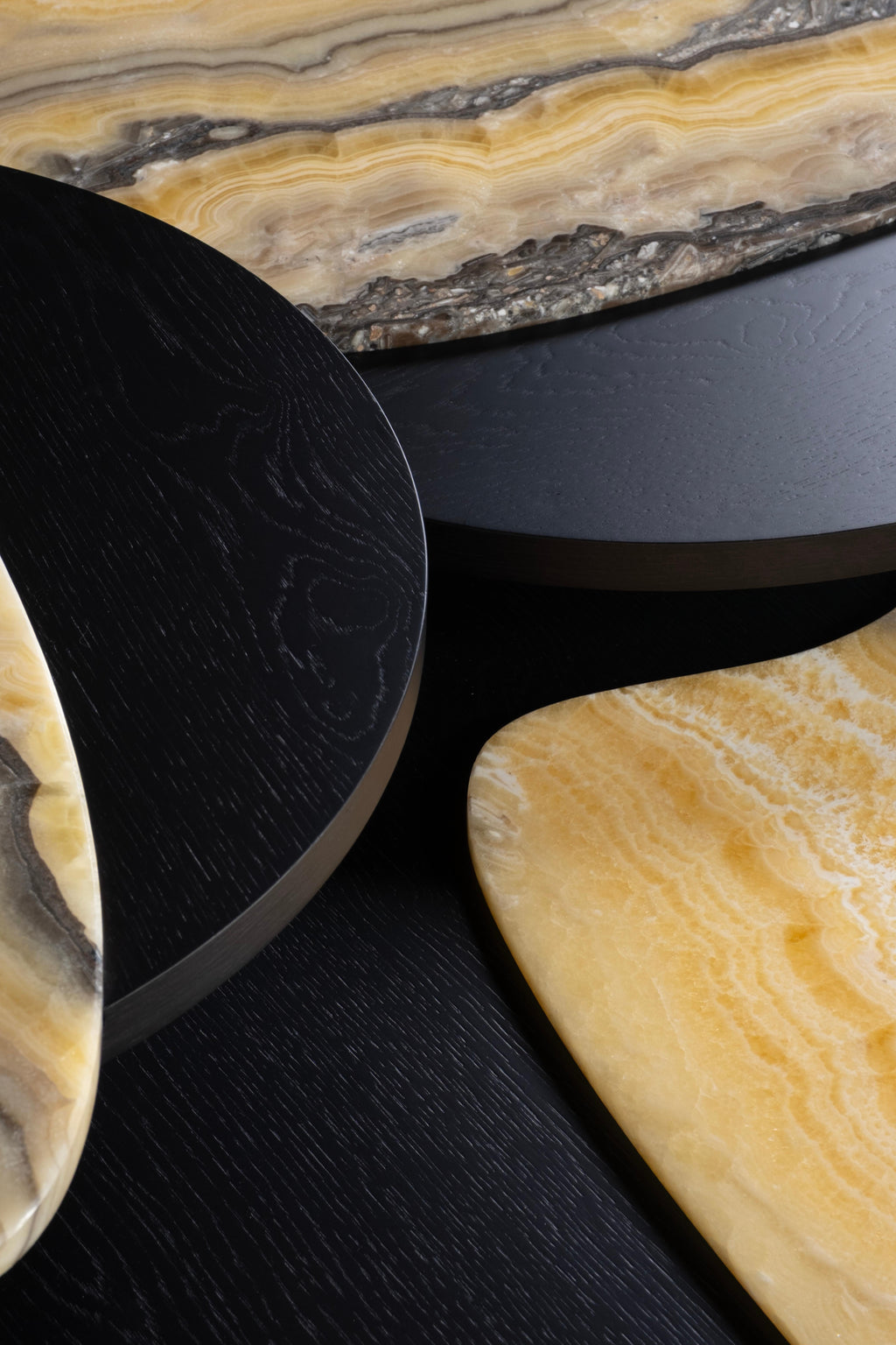 https://a.1stdibscdn.com/modern-bordeira-nesting-coffee-tables-nilo-onyx-handmade-portugal-greenapple-for-sale-picture-8/f_53532/f_460600521753809618083/E0029388_Export_master.jpg