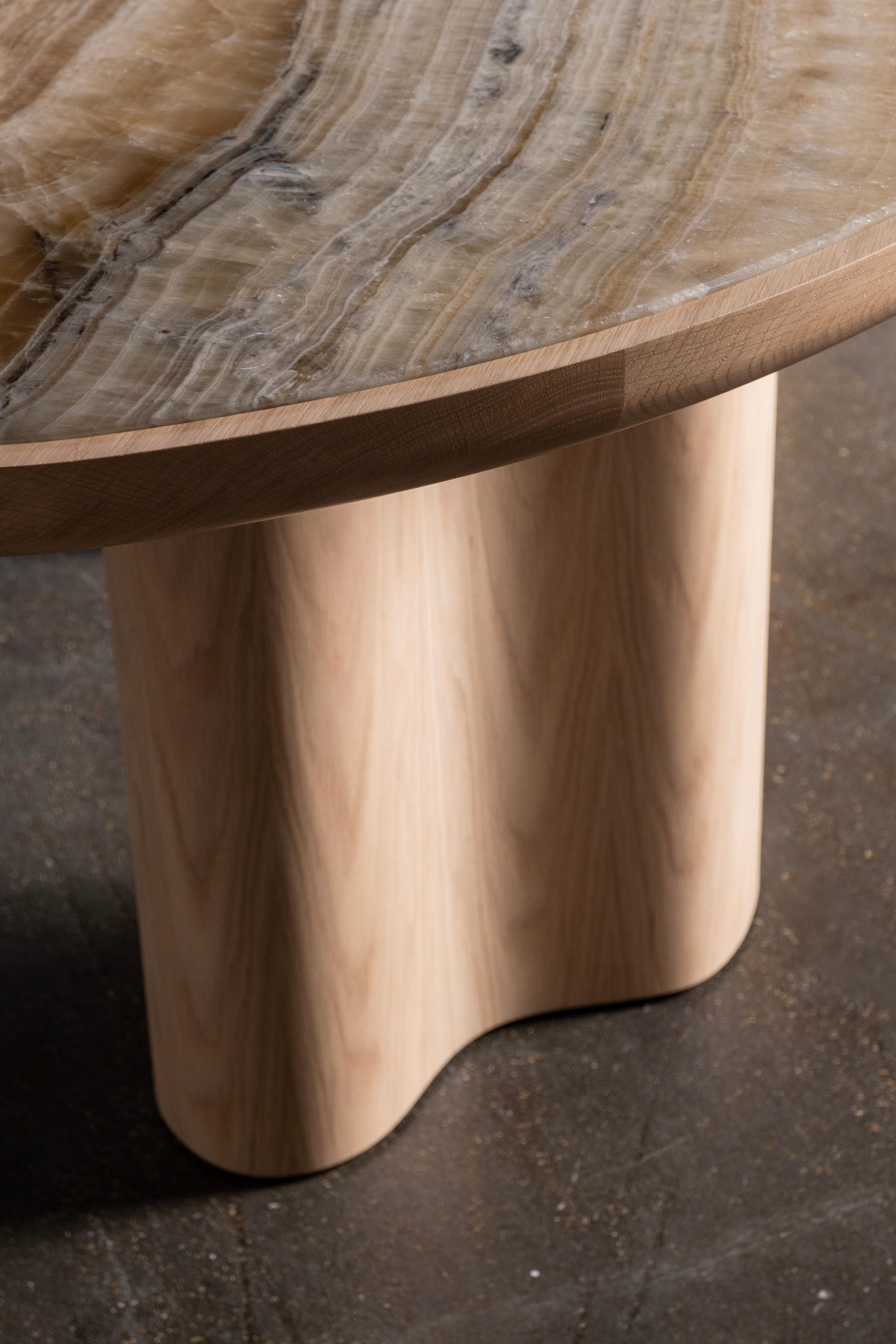 https://a.1stdibscdn.com/organic-modern-cerdeira-dining-table-onyx-miel-oak-handmade-greenapple-for-sale-picture-5/f_53532/f_452492221762162013442/E0030181_Export_master.jpg