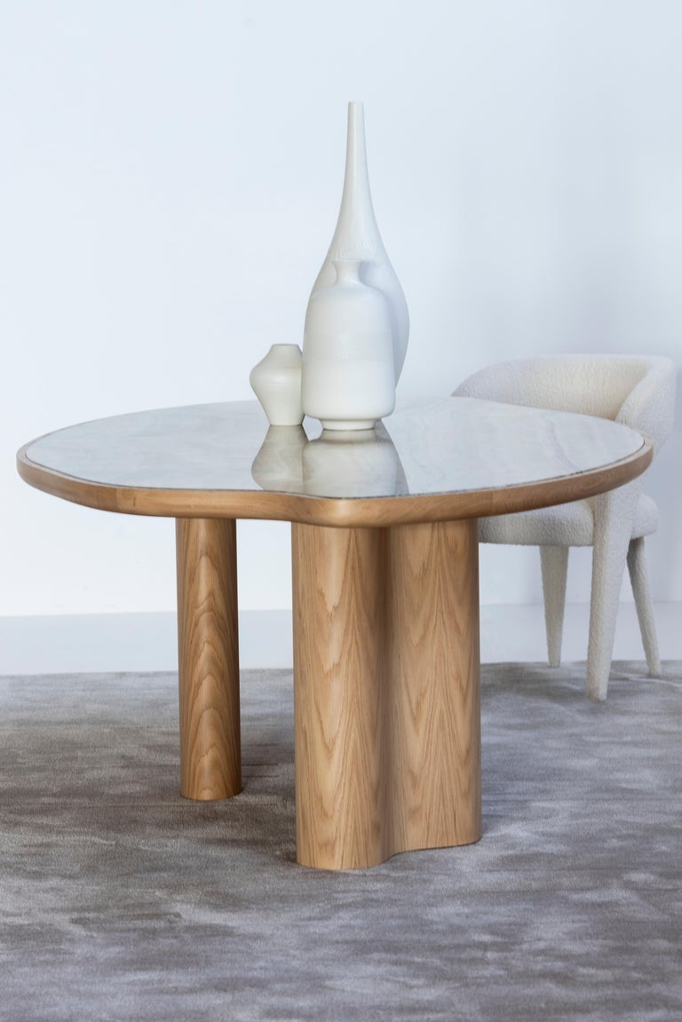 https://a.1stdibscdn.com/contemporary-cerdeira-quartz-dining-table-golden-wave-quartzite-by-greenapple-for-sale-picture-19/f_53532/f_451504021772723120250/E0030365_Export_master.jpg?width=768