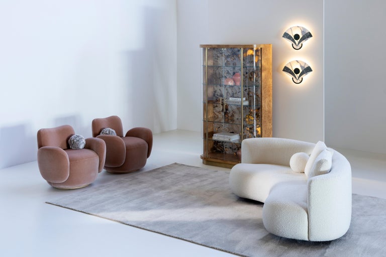 https://a.1stdibscdn.com/contemporary-conchula-swivel-accent-chair-italian-mohair-handmade-greenapple-for-sale-picture-3/f_53532/f_489587421771946708118/E0030371_Export_master.jpg?width=768