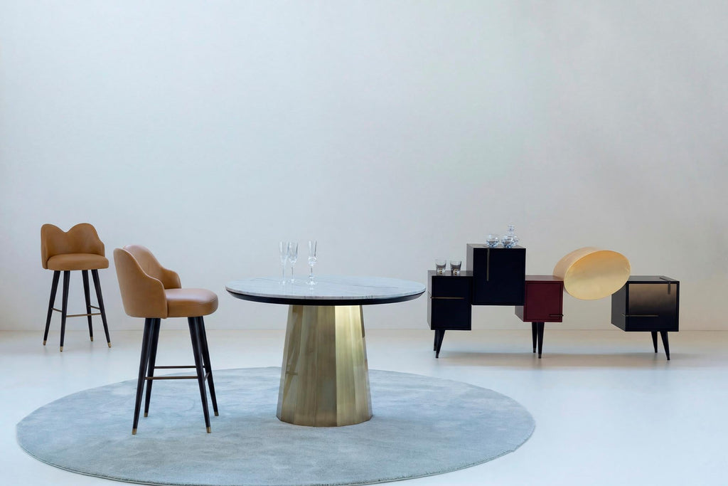 https://a.1stdibscdn.com/mid-century-modern-mary-swivel-bar-stools-leather-brass-handmade-by-greenapple-for-sale-picture-2/f_53532/f_441889821776171400415/E0031975_Export_master.jpg