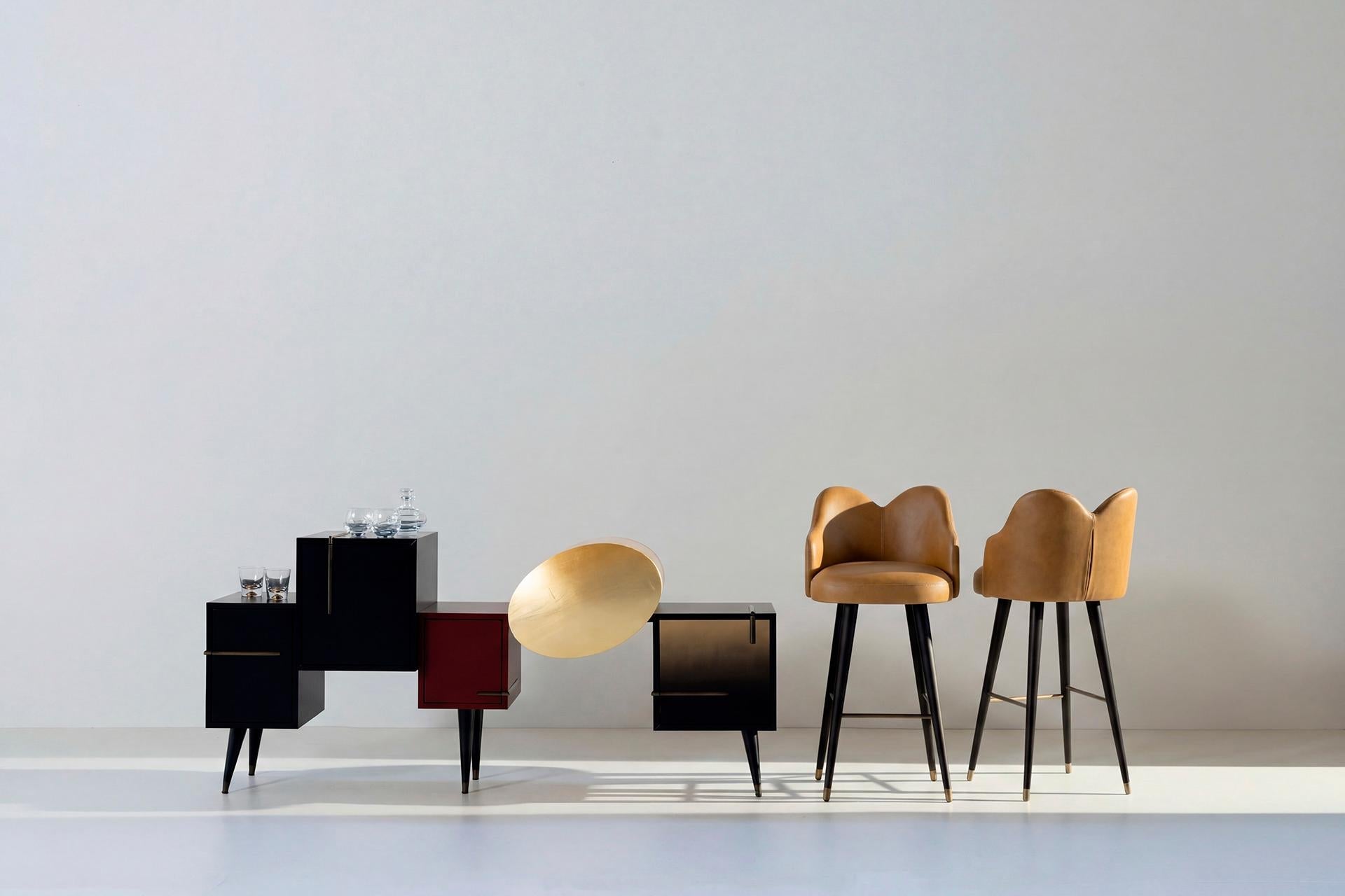 https://a.1stdibscdn.com/mid-century-modern-mary-swivel-bar-stools-leather-brass-handmade-by-greenapple-for-sale-picture-3/f_53532/f_441889821776171400420/E0031976_Export_master.jpg