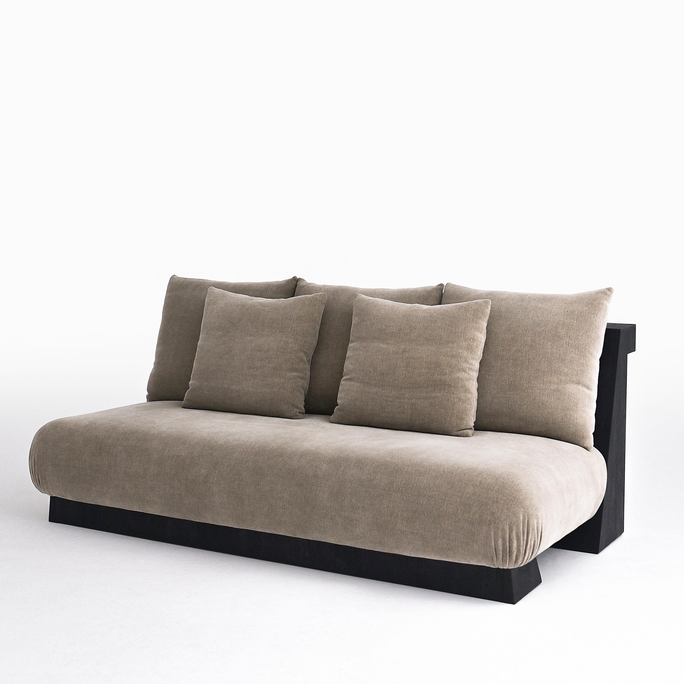 https://a.1stdibscdn.com/bc-sofa-by-daaz-for-sale-picture-5/f_12192/f_417635321728057589964/E1357_2_master.jpg