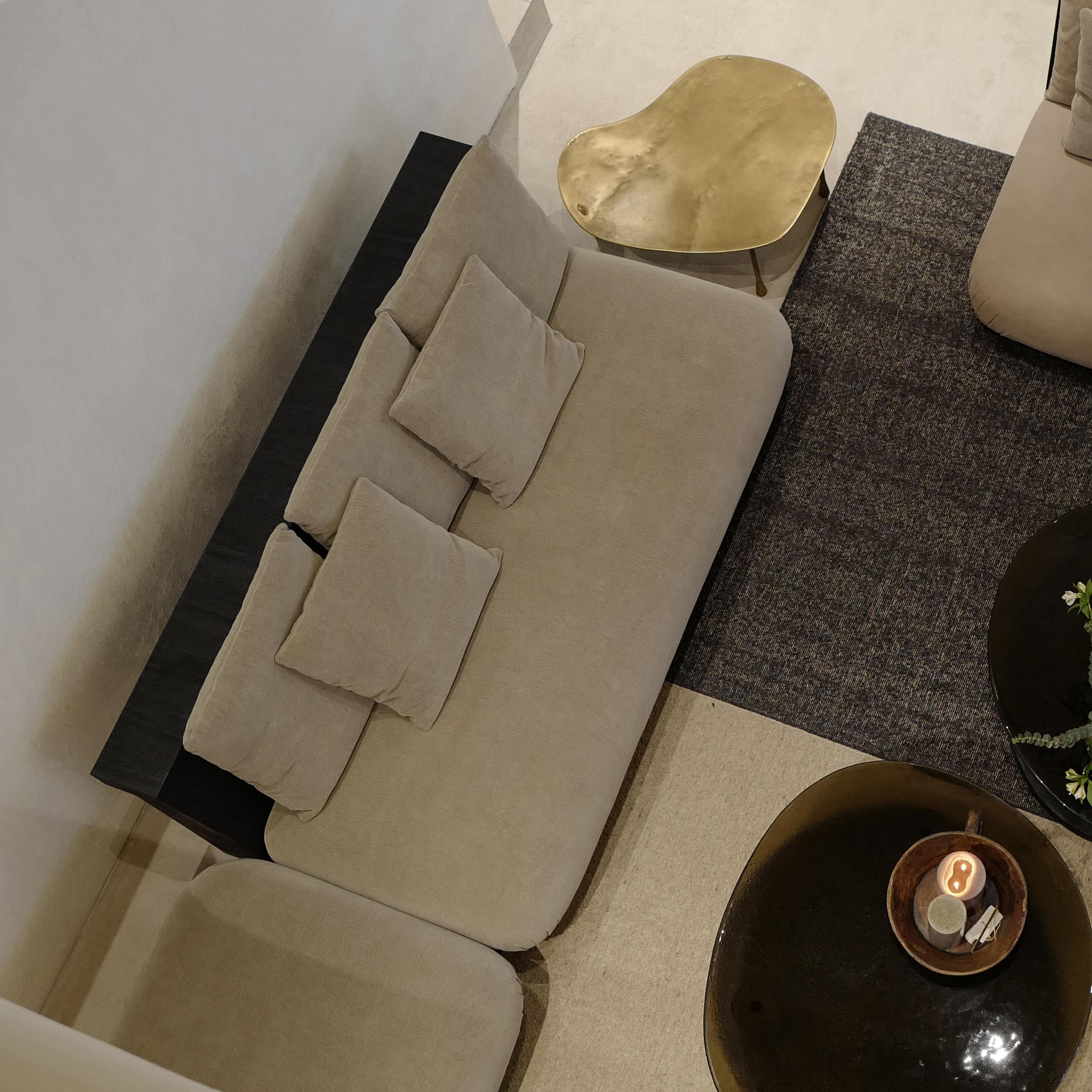 https://a.1stdibscdn.com/bc-sofa-by-daaz-for-sale-picture-2/f_12192/f_417635321728057590179/E1357_3_master.jpg