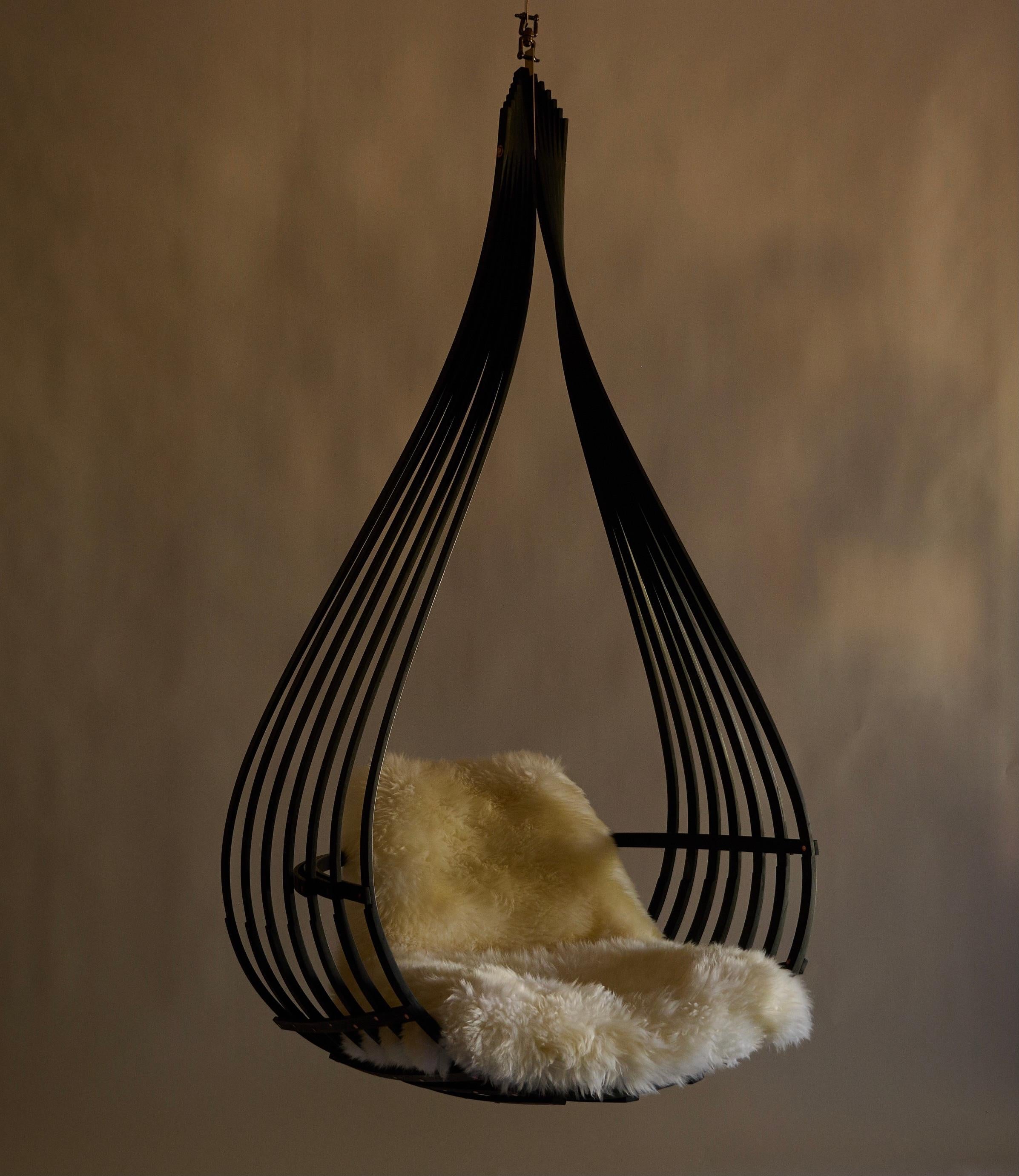 https://a.1stdibscdn.com/le-nid-hanging-chair-for-sale-picture-3/f_81832/f_327362821676236119236/E34E5DF7_6ADE_4B51_BE3D_7C8412CB69B0_master.jpeg