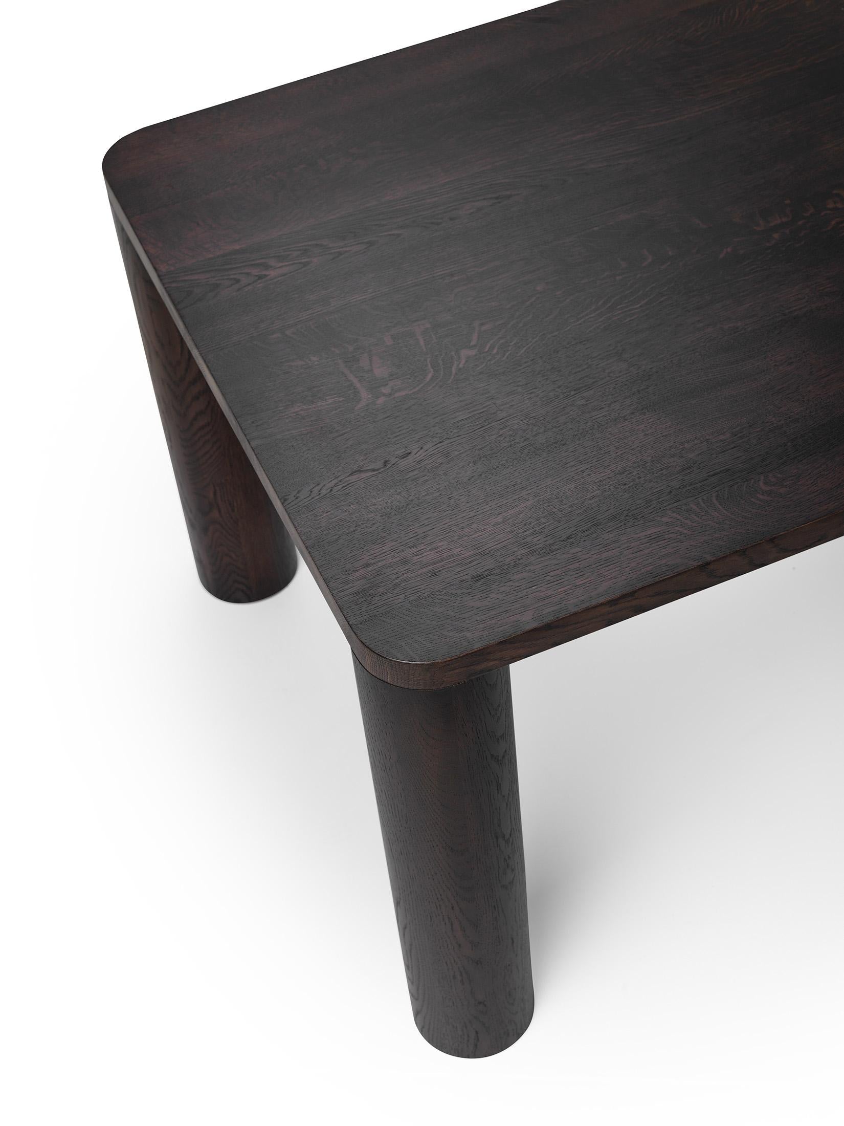 https://a.1stdibscdn.com/kluskens-elysee-dining-table-for-sale-picture-4/f_60392/f_267516021641201480150/EA044A33_C623_45CE_A427_38F5F3845F79_master.jpeg