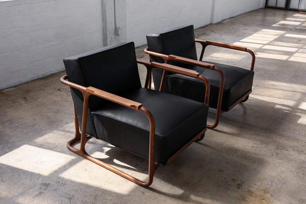 https://a.1stdibscdn.com/alfred-black-lounge-chair-armchair-in-walnut-oak-w-leather-seat-by-mandy-graham-for-sale-picture-12/f_51901/f_193291921591123910764/EA4A63FC_13C8_4276_B874_3E2C92FE4D20_master.jpeg