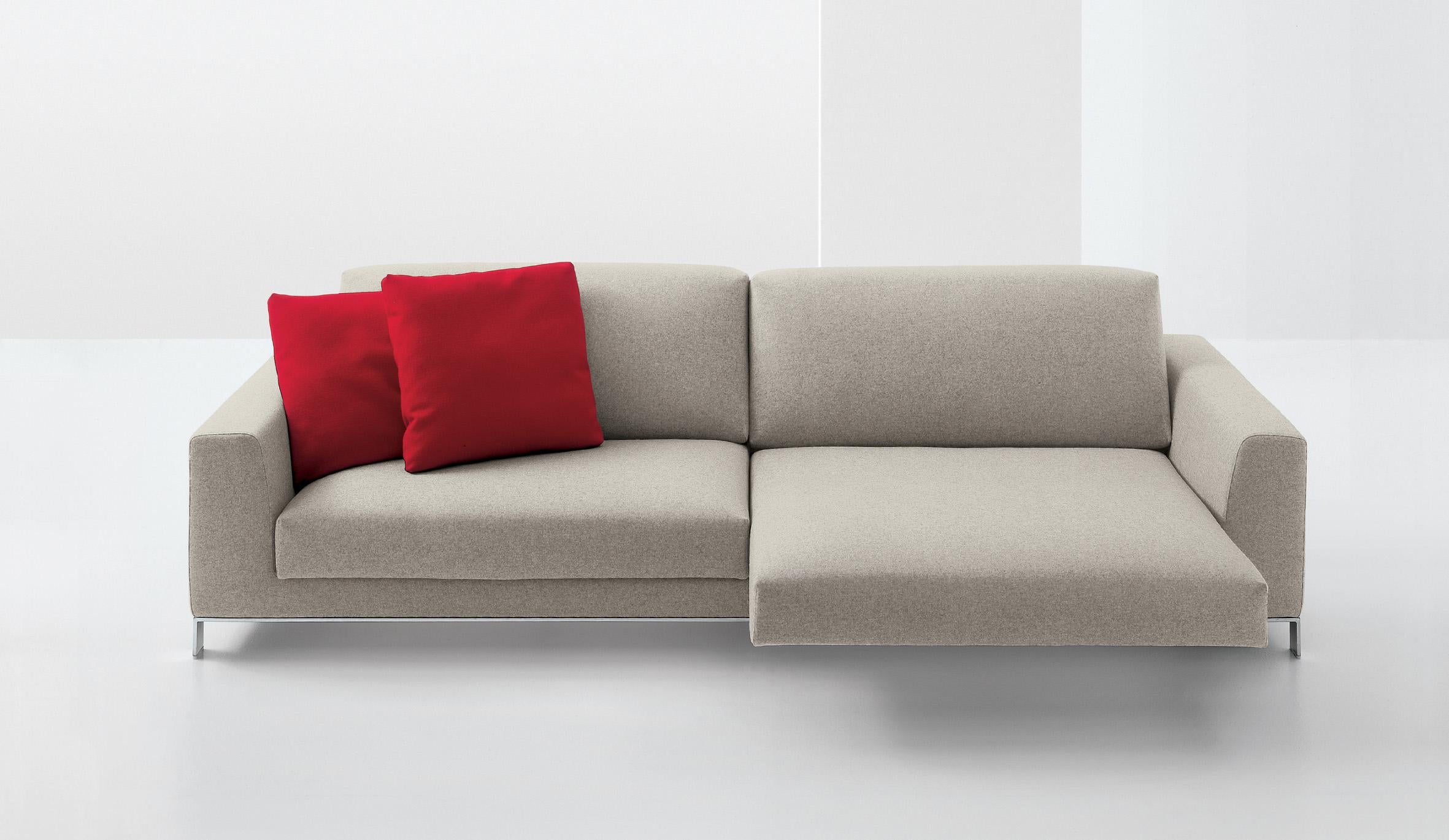 https://a.1stdibscdn.com/nube-italia-eddy-sofa-in-tan-upholstery-by-kemistry-of-style-for-sale-picture-3/10881443/f_113595111535566402901/EDDY_zip_3__master.jpg