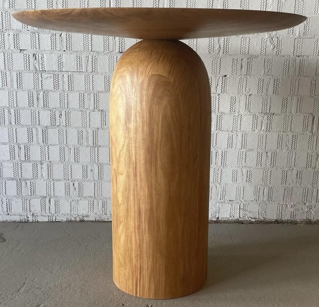 https://a.1stdibscdn.com/egg-table-36-minimal-organic-center-or-cocktail-table-for-sale-picture-3/f_48771/f_268510821692930830512/EGG_36_Rosewood_by_Wende_Reid_master.jpg