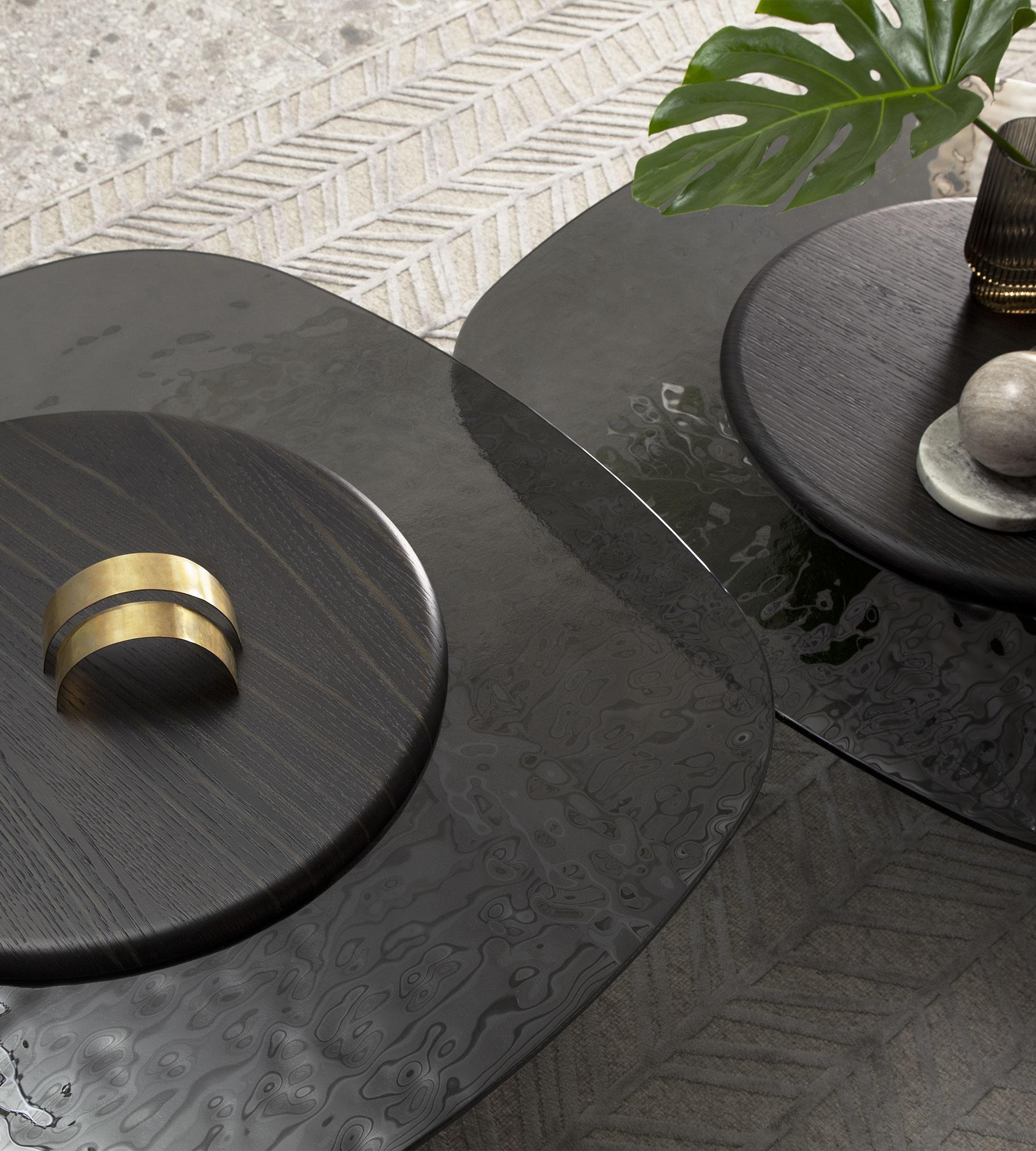 https://a.1stdibscdn.com/egg-laguna-oak-coffee-table-by-morica-design-for-sale-picture-3/f_12192/f_465329221757009041941/EGG_DM_DP_RL_RL_MF_sambiente02_1800x2000_master.jpg
