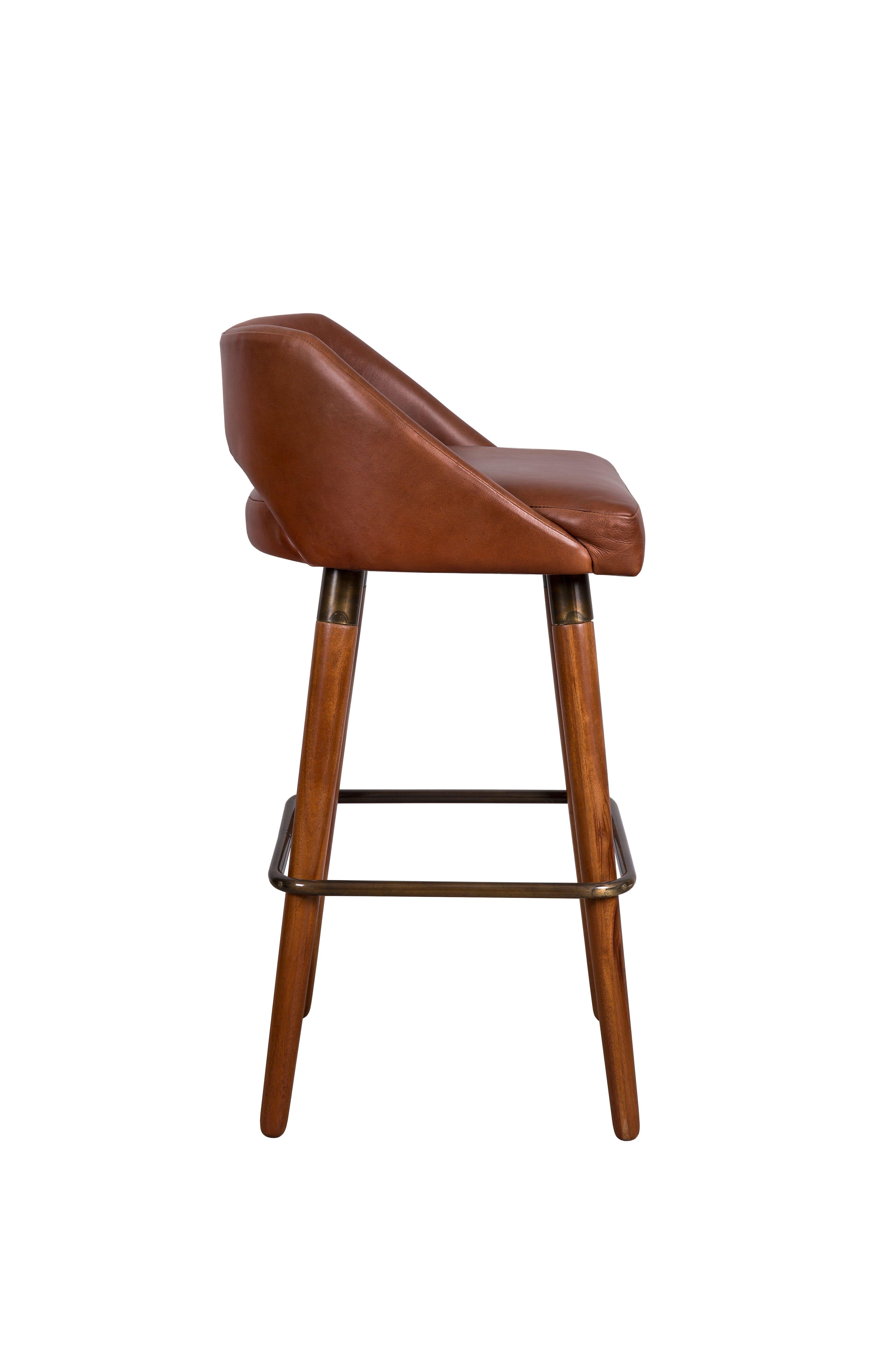 https://a.1stdibscdn.com/plantation-bar-stool-by-egg-designs-for-sale-picture-3/f_12192/f_345676121685663601292/EGG_SEATING_BAR_PINXHADA_DEEP_ETCHED_4_1__master.jpg
