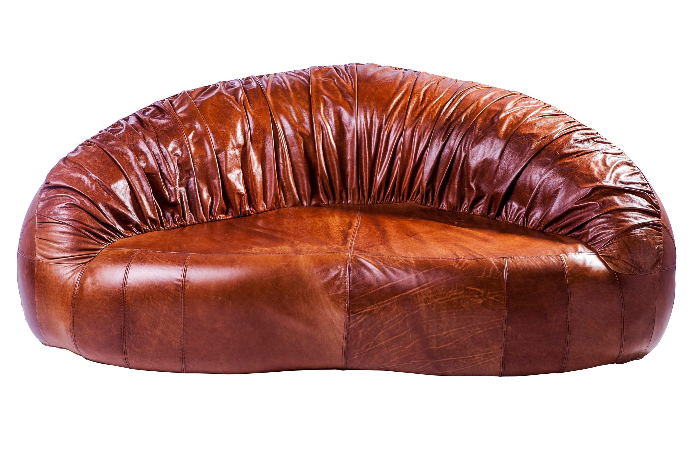 https://a.1stdibscdn.com/pangolin-sofa-by-egg-designs-for-sale-picture-2/f_12192/f_345785521685730366360/EGG_SEATING_SOFA_PARIS_HIRES_1__master.jpg