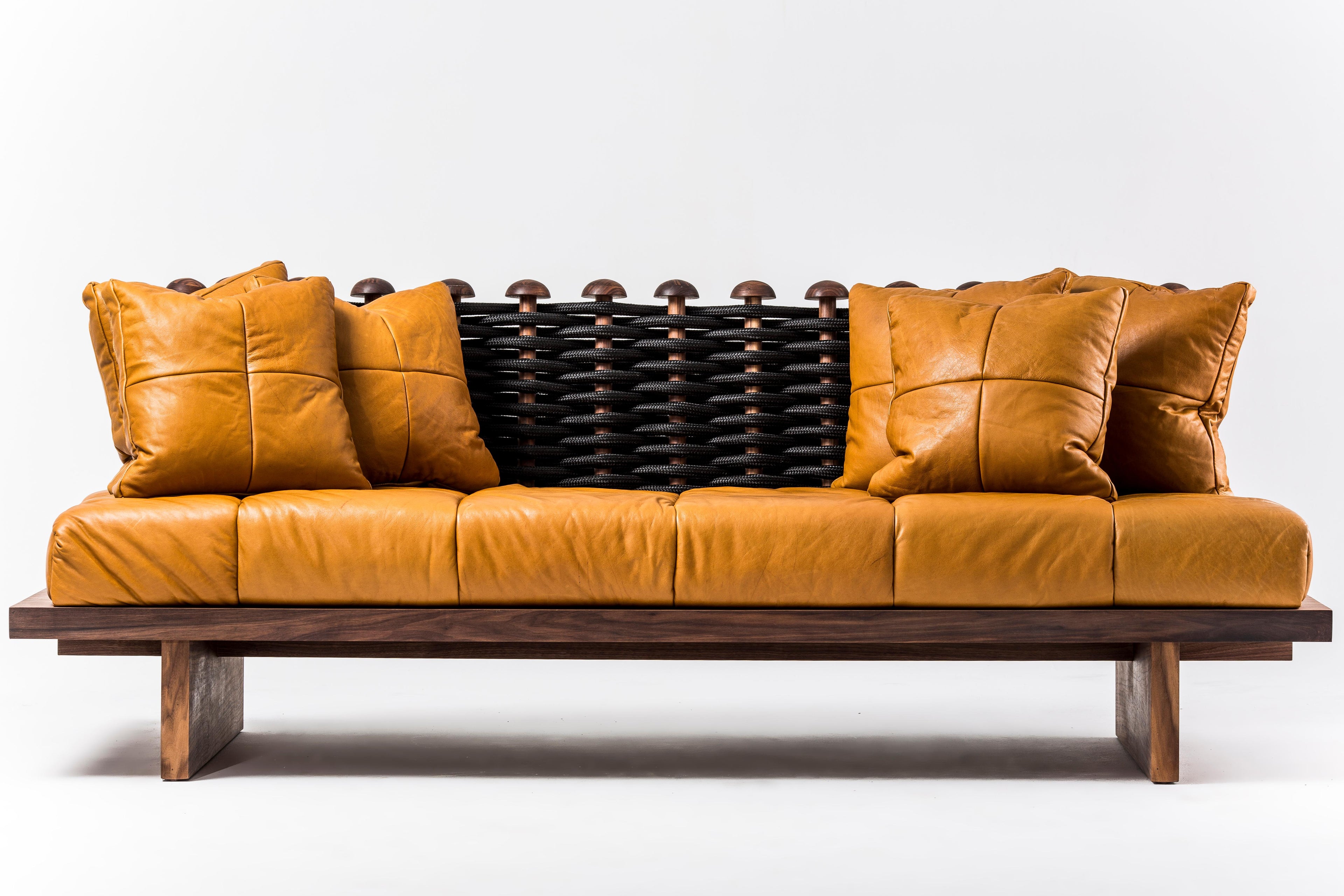 https://a.1stdibscdn.com/shaker-sofa-by-egg-designs-for-sale-picture-2/f_12192/f_345785021685730287178/EGG_SEATING_SOFA_SHAKER_HIRES_1__master.JPG