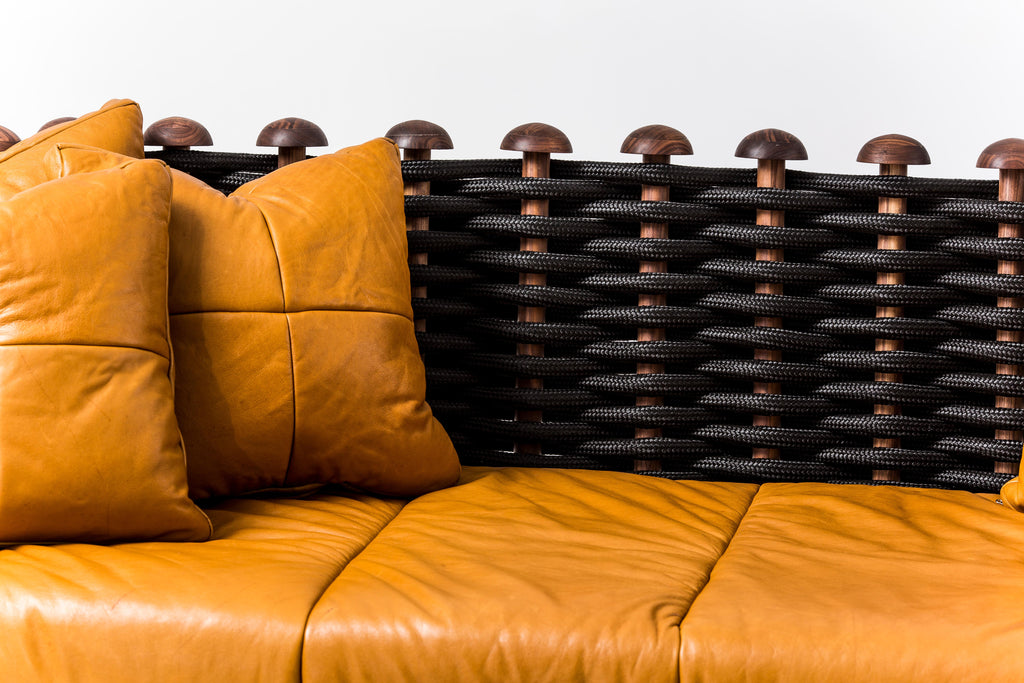 https://a.1stdibscdn.com/shaker-sofa-by-egg-designs-for-sale-picture-4/f_12192/f_345785021685730289389/EGG_SEATING_SOFA_SHAKER_HIRES_2__master.JPG