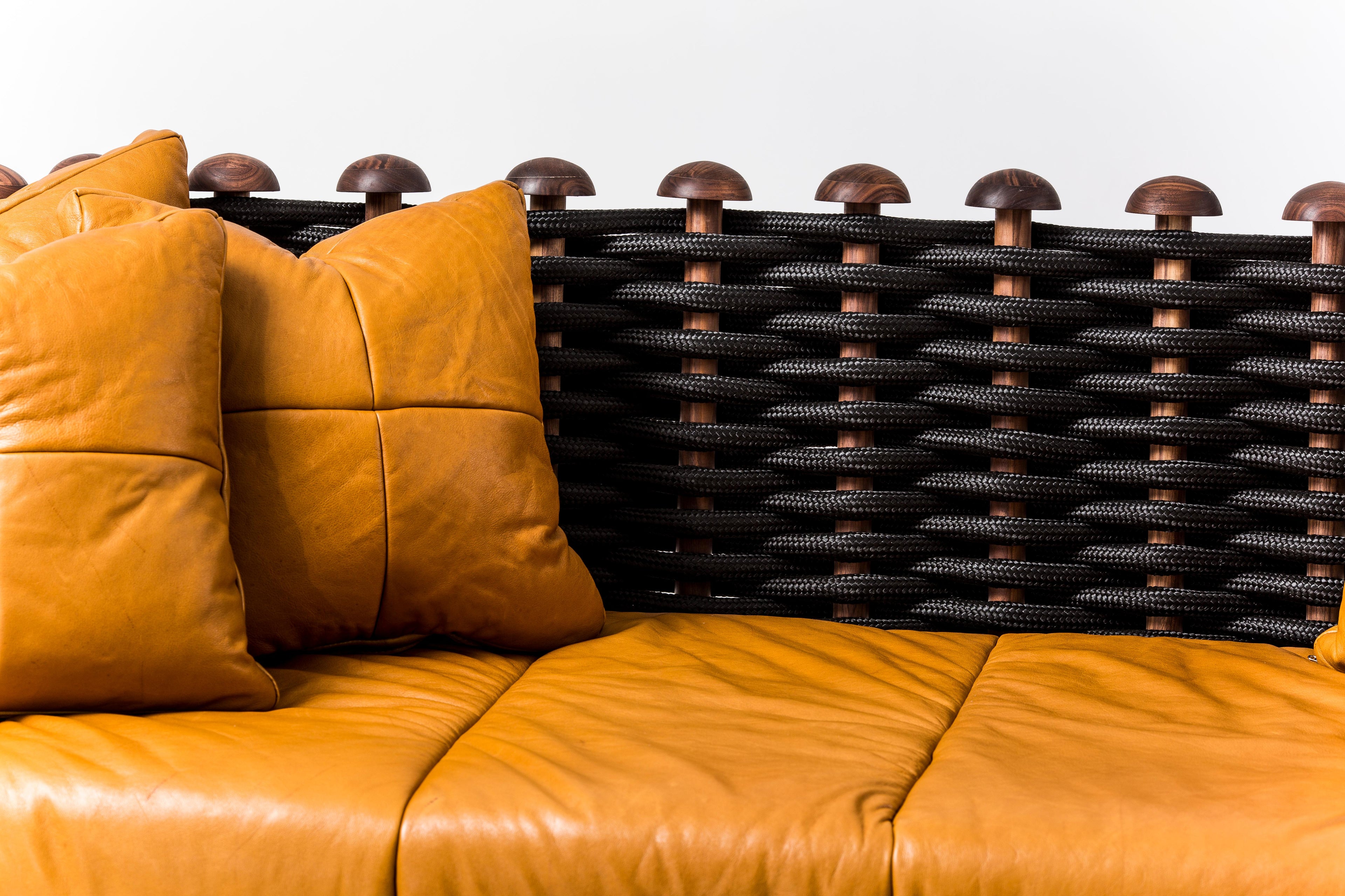 https://a.1stdibscdn.com/shaker-sofa-by-egg-designs-for-sale-picture-4/f_12192/f_345785021685730289389/EGG_SEATING_SOFA_SHAKER_HIRES_2__master.JPG