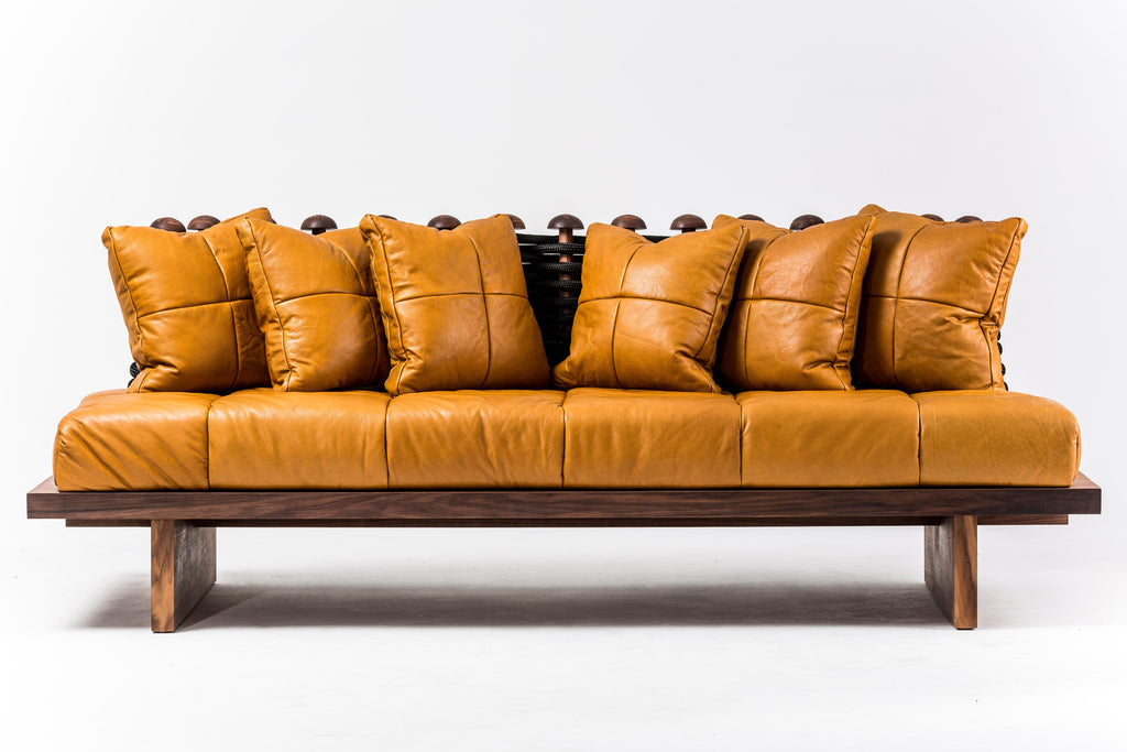 https://a.1stdibscdn.com/shaker-sofa-by-egg-designs-for-sale-picture-3/f_12192/f_345785021685730288175/EGG_SEATING_SOFA_SHAKER_HIRES_4__master.JPG