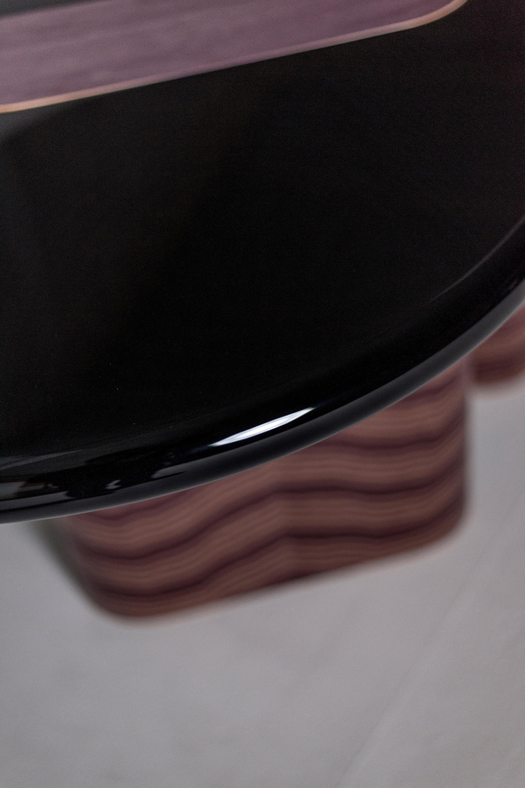 https://a.1stdibscdn.com/fatty-dining-table-for-sale-picture-3/f_17062/f_261934021700151381731/EM_hr_Fatty_0398_master.jpg