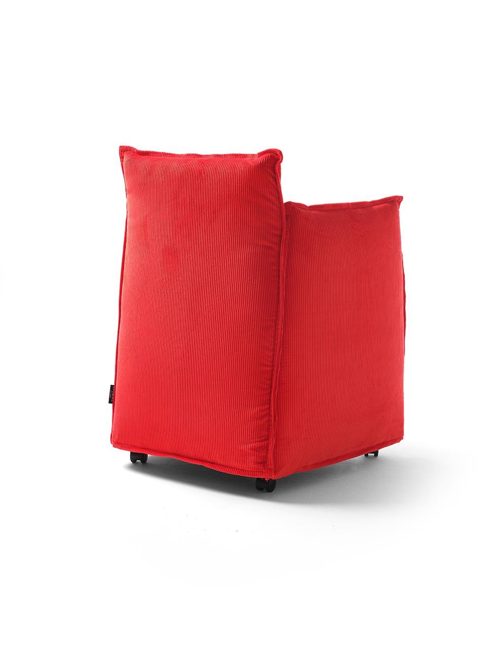 https://a.1stdibscdn.com/medven-small-armchair-in-cotton-corduroy-for-sale-picture-2/f_48381/1598871804279/EPONIMO_MD001_Medven_poltroncina_red_corduroy_2jpg_master.jpg