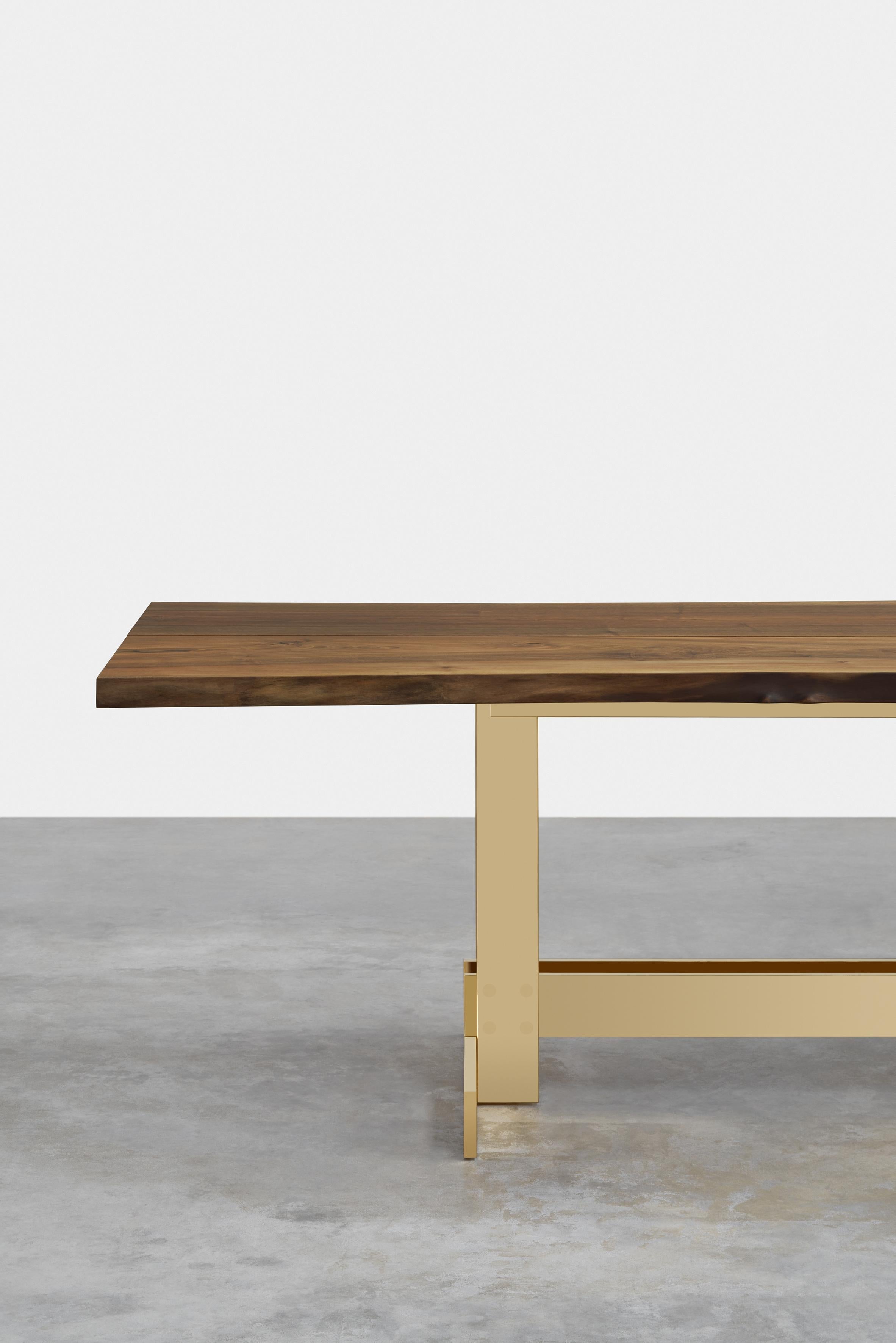 https://a.1stdibscdn.com/philipp-mainzer-trunk-ii-table-in-walnut-and-polished-brass-for-e15-selected-for-sale-picture-3/f_58922/f_294227321656938078740/ES01_TRUNK_II_Detail_master.jpg