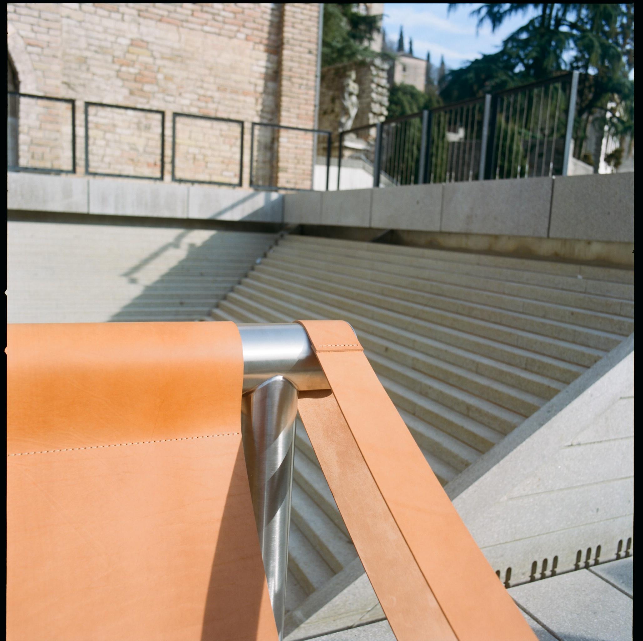https://a.1stdibscdn.com/eso-stainless-steel-armchair-by-mingardo-for-sale-picture-7/f_12192/f_492092121773411446578/ESO_CHAIR_Andrea_Tognon_9__master.jpg