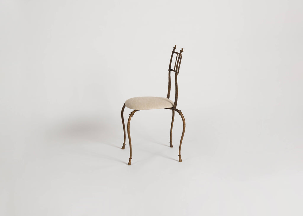 https://a.1stdibscdn.com/franck-evennou-club-chair-france-2000-for-sale-picture-3/f_7813/1521493842903/EVE_11_3_1753_Edit_master.jpg