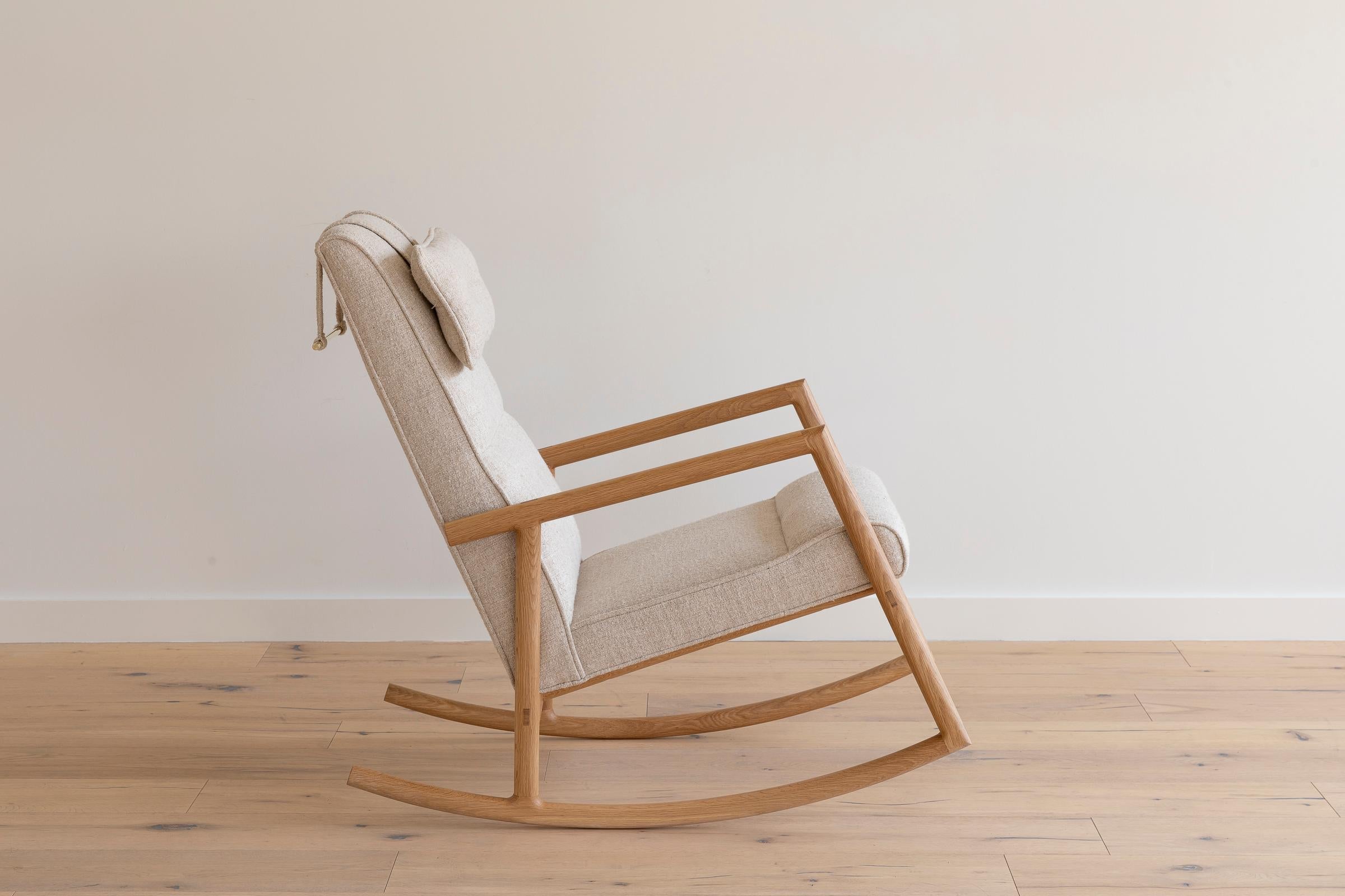 https://a.1stdibscdn.com/earl-white-oak-ivory-textured-linen-moresby-rocking-chair-for-sale-picture-6/f_24193/f_234504621618898742916/Earl_Home_2331_master.jpg