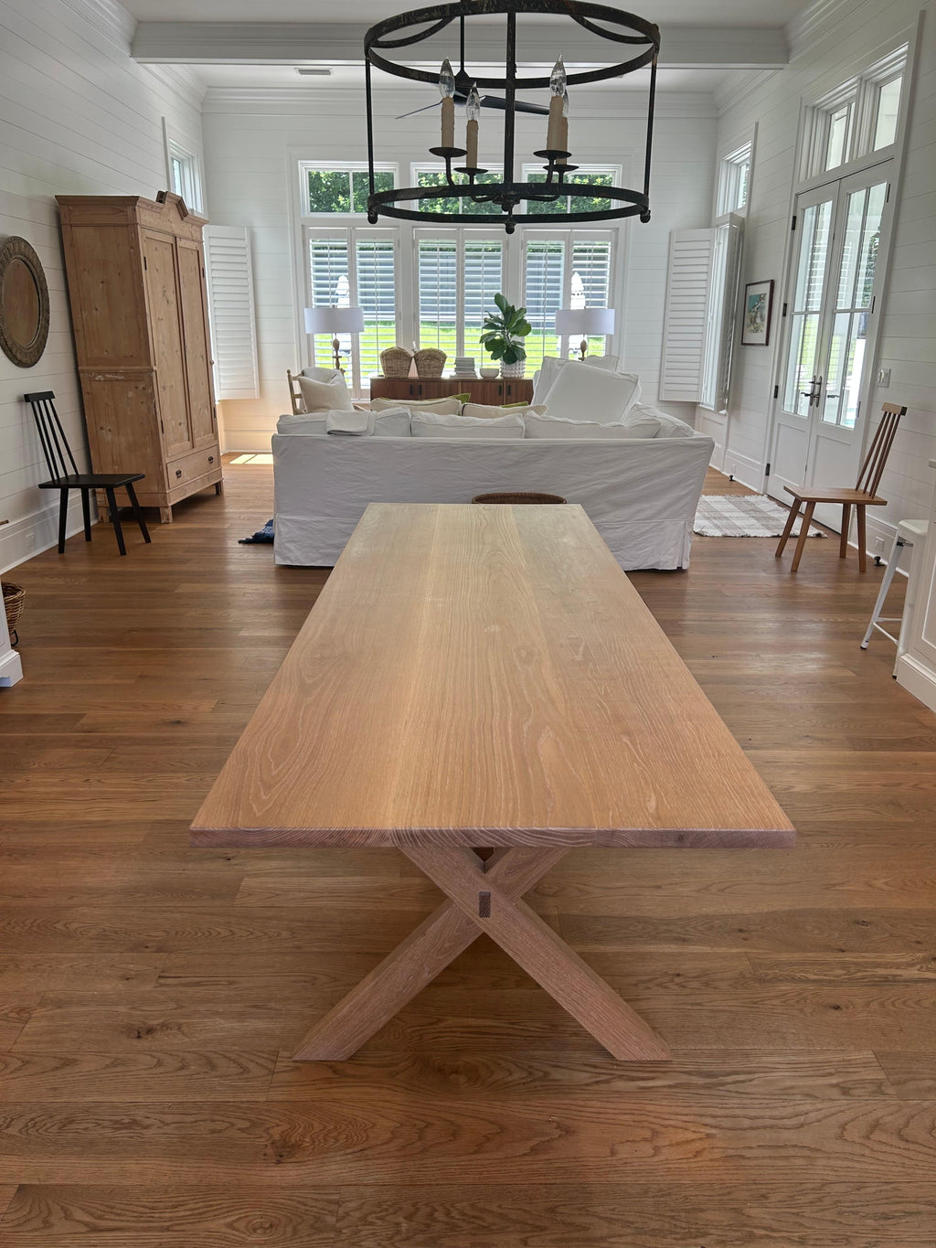 https://a.1stdibscdn.com/east-end-white-oak-trestle-table-in-stock-for-sale-picture-2/f_49771/f_45905042/East_End_Tally_1752805168848_master.jpeg