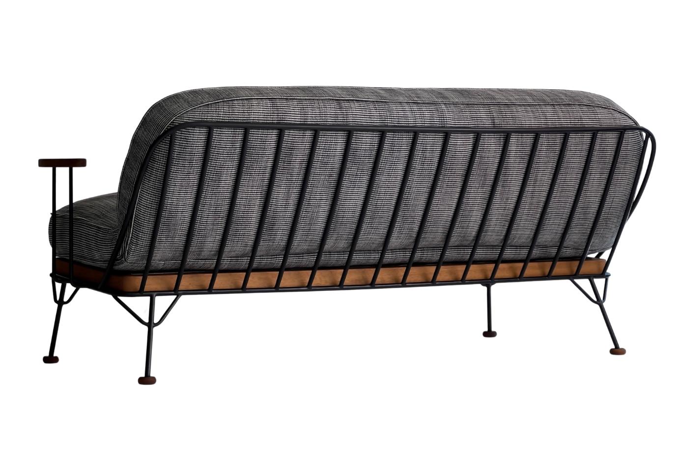 https://a.1stdibscdn.com/easy-sofa-25-seaters-for-sale-picture-5/f_58202/f_455348221750417950954/Easy_sofa_2_seater_6_master.jpg