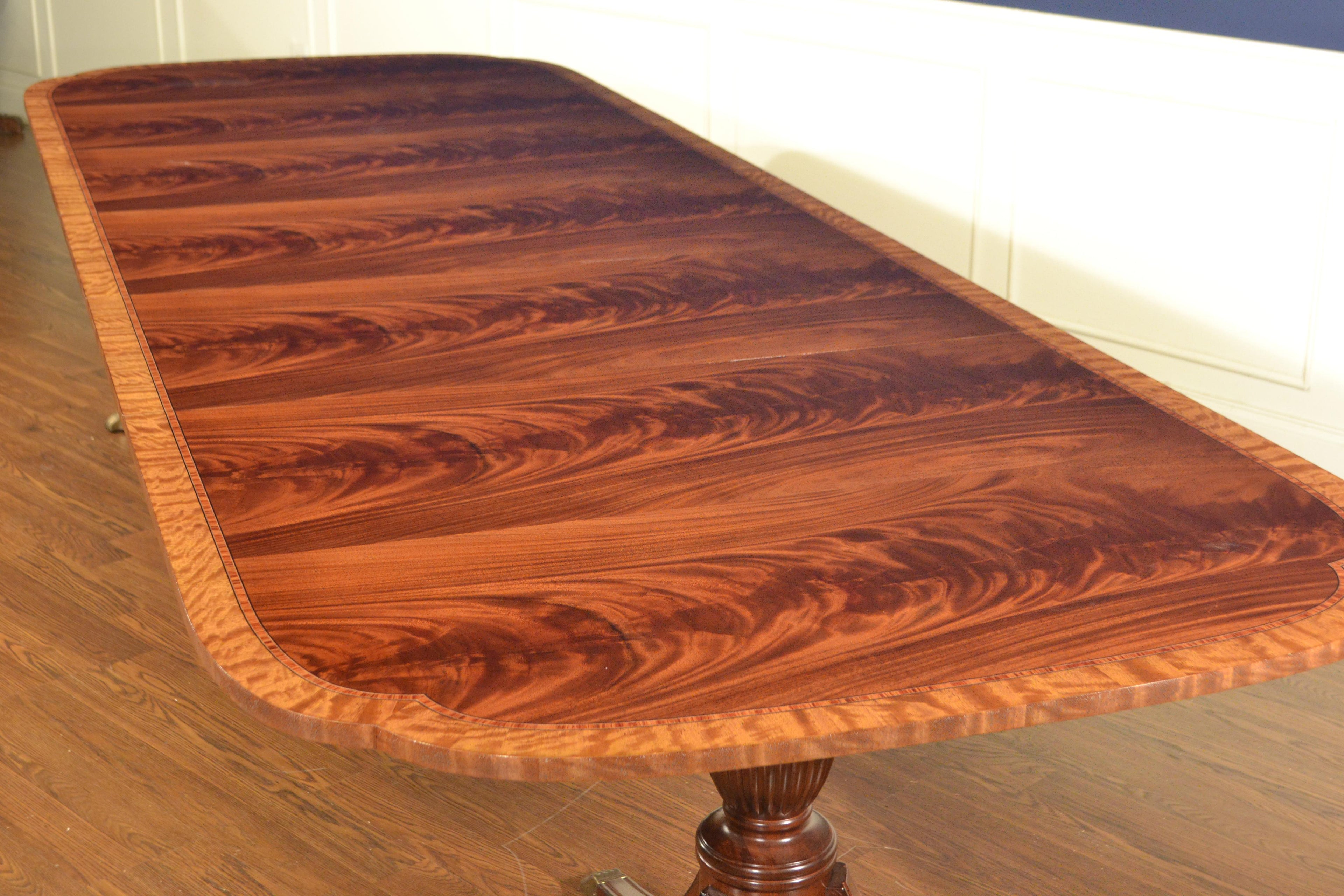 https://a.1stdibscdn.com/traditional-mahogany-scallop-cornered-dining-table-by-leighton-hall-for-sale-picture-4/17186662/f_178381711580915071801/Ebay22_085_master.JPG
