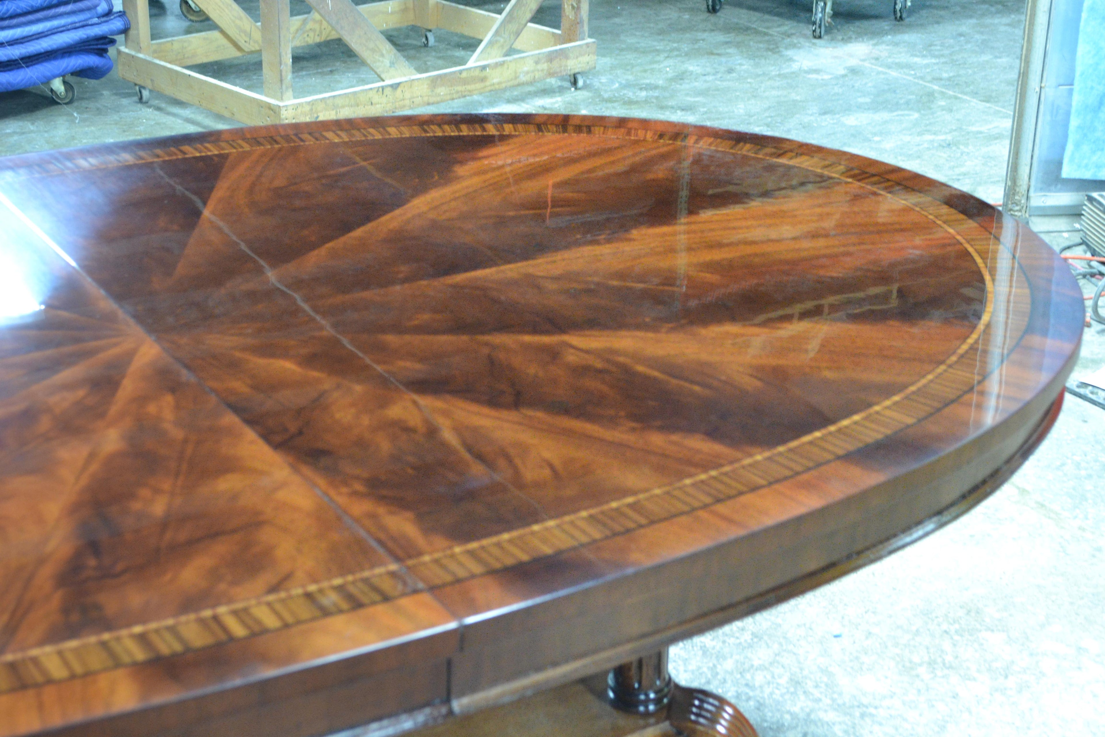 https://a.1stdibscdn.com/oval-mahogany-regency-style-dining-table-by-leighton-hall-for-sale-picture-7/f_44162/f_135373021549133663093/Ebay_15_004_master.JPG