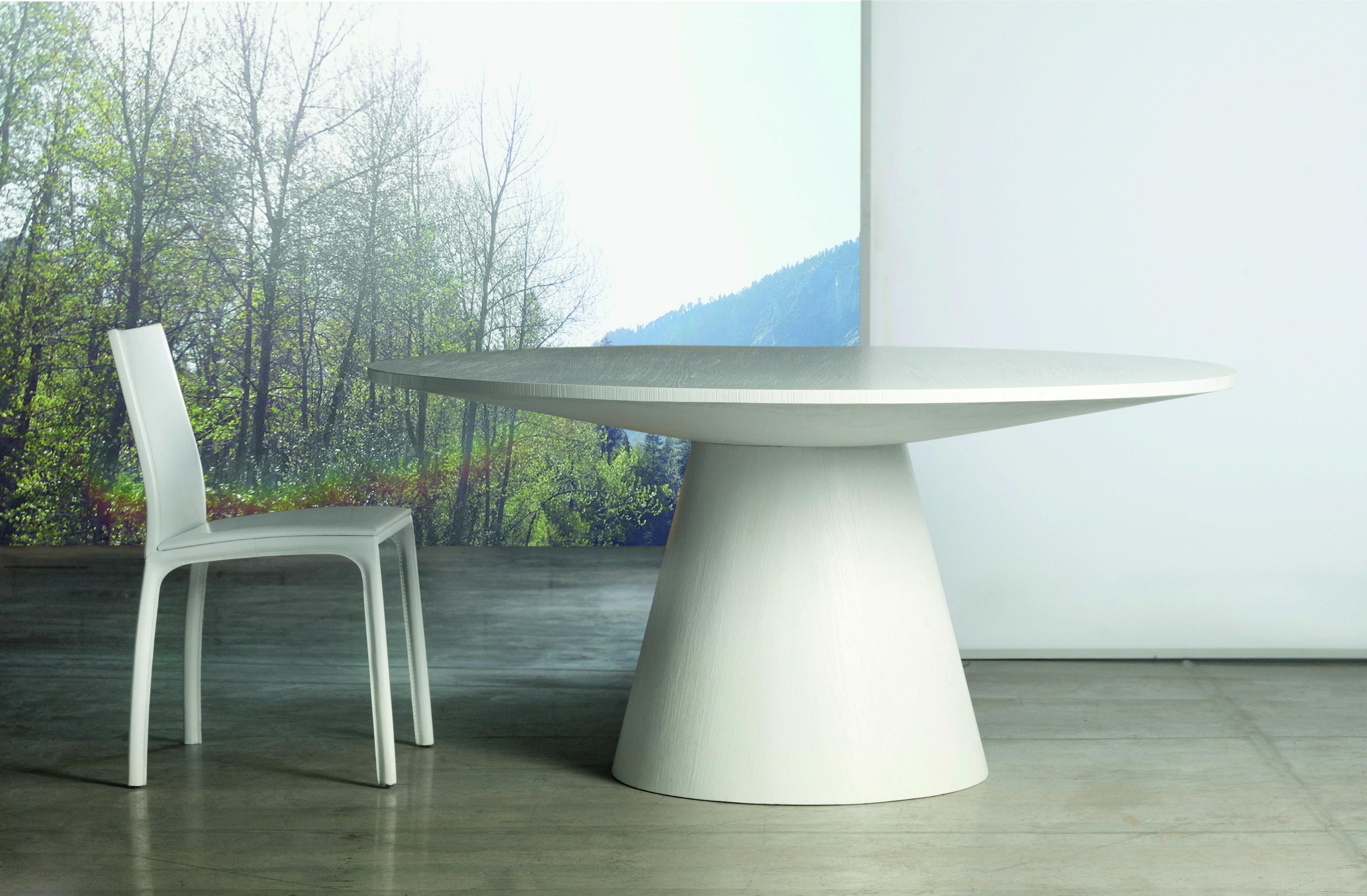 https://a.1stdibscdn.com/eclipse-dining-table-by-doimo-brasil-for-sale-picture-2/f_12192/f_391831721712579688164/Eclipse_jantar_5__master.jpg