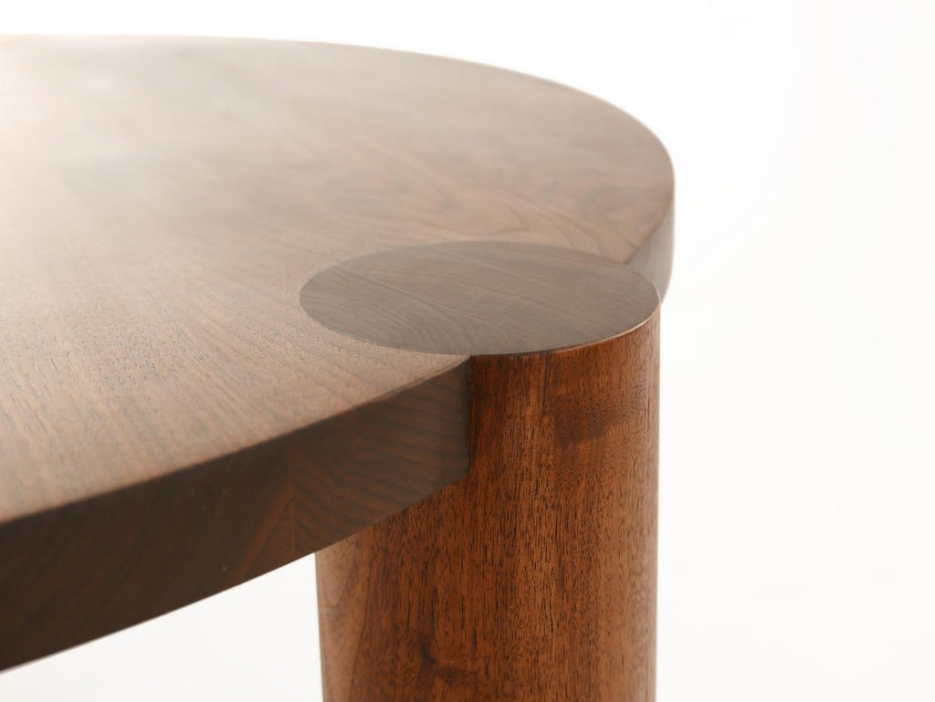 https://a.1stdibscdn.com/ecliptic-48-round-coffee-table-in-american-black-walnut-and-ceramic-legs-for-sale-picture-5/f_31443/f_139918421552428306000/Ecliptic_leg_detail_lores_master.jpg
