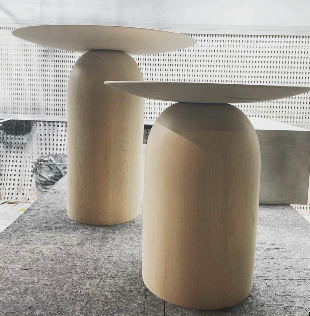 https://a.1stdibscdn.com/egg-table-36-minimal-organic-center-or-cocktail-table-for-sale-picture-3/f_48771/f_268510821689509635328/Egg_Tables_26_500_master.jpg