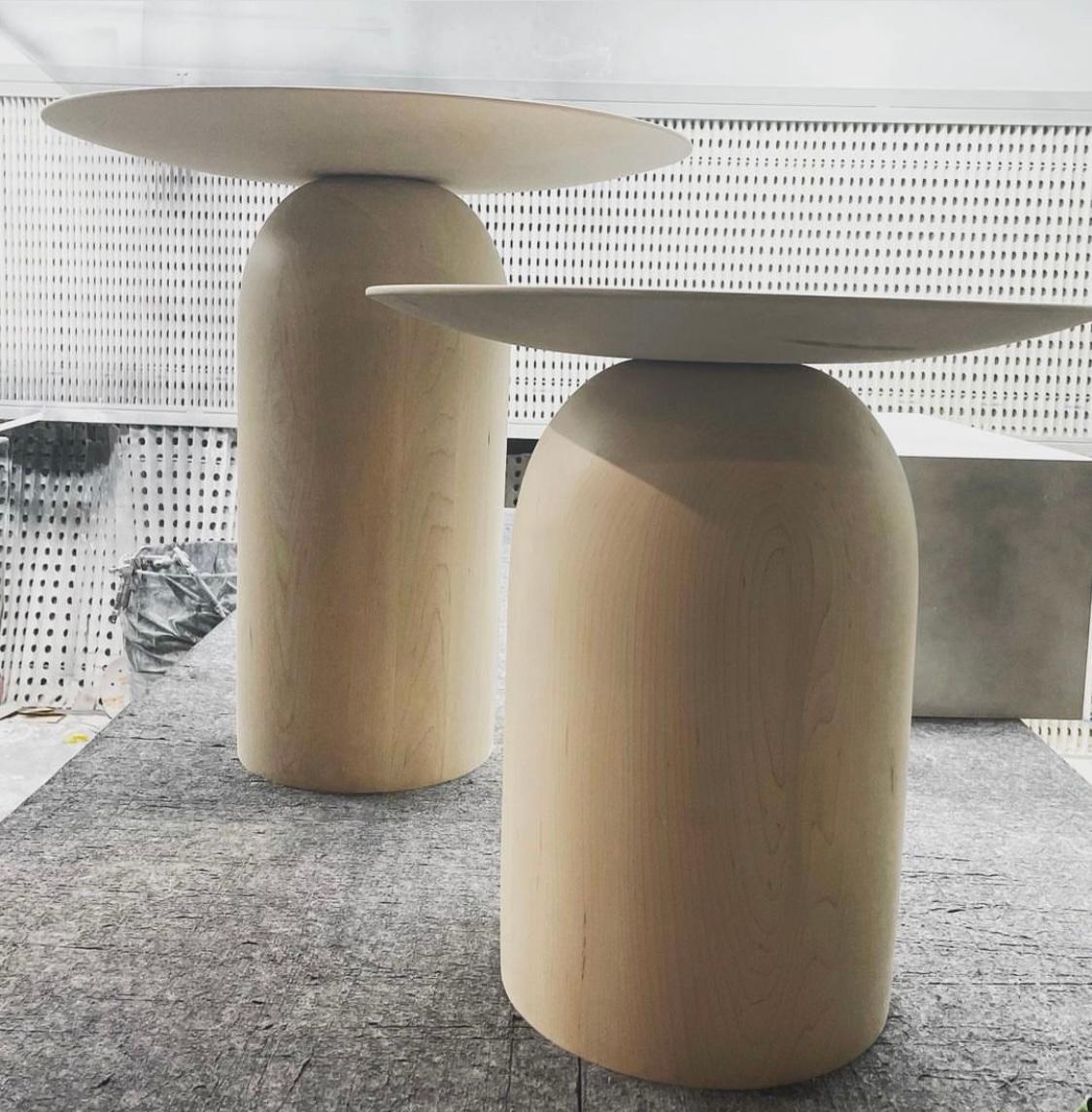 https://a.1stdibscdn.com/egg-table-36-minimal-organic-center-or-cocktail-table-for-sale-picture-3/f_48771/f_268510821689509635328/Egg_Tables_26_500_master.jpg