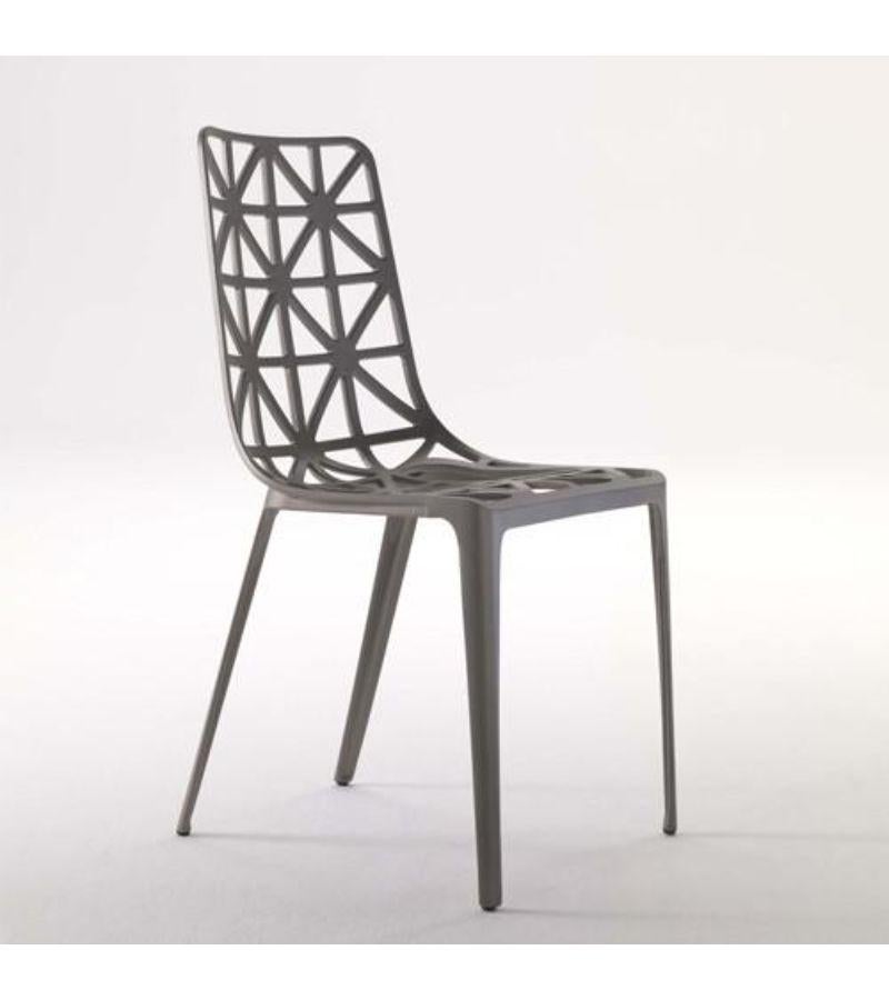 https://a.1stdibscdn.com/new-eiffel-tower-chair-by-alain-moatti-for-sale-picture-7/f_12192/f_318542521671623192764/Eiffel2_5000x_master.jpg