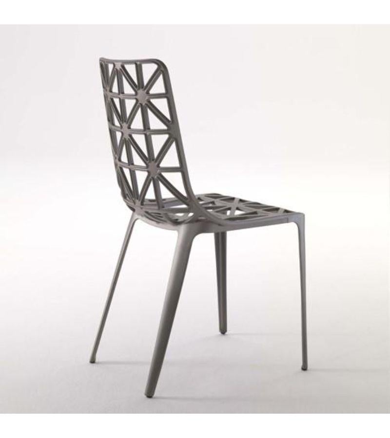 https://a.1stdibscdn.com/new-eiffel-tower-chair-by-alain-moatti-for-sale-picture-9/f_12192/f_318542521671623193783/Eiffel4_5000x_master.jpg
