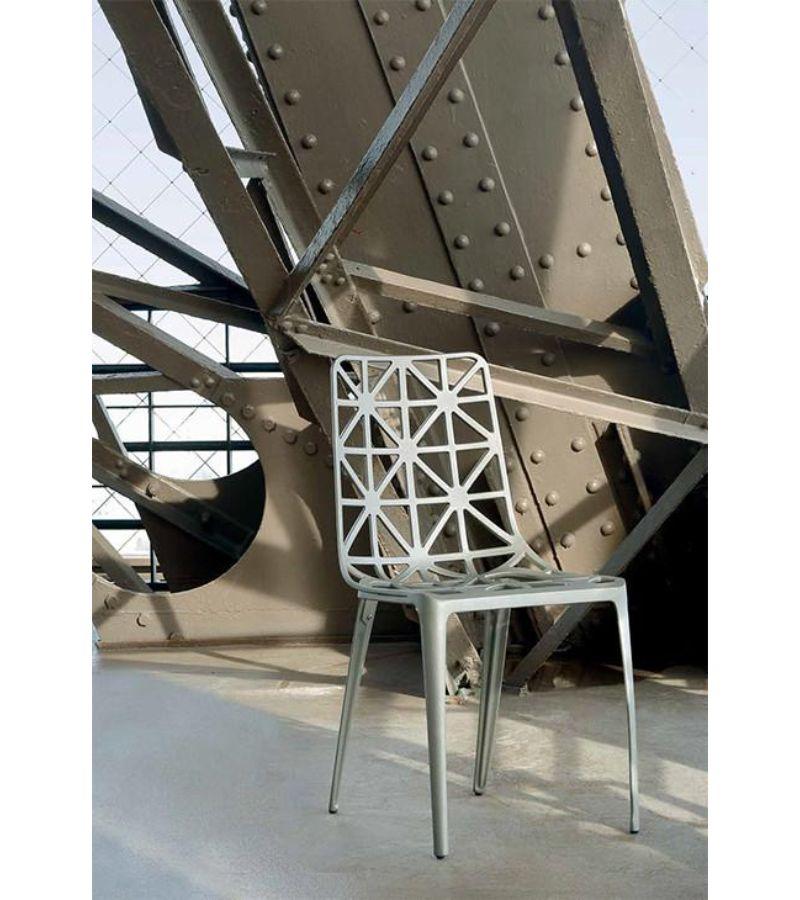 https://a.1stdibscdn.com/new-eiffel-tower-chair-by-alain-moatti-for-sale-picture-11/f_12192/f_318542521671623194758/Eiffel8_5000x_master.jpg