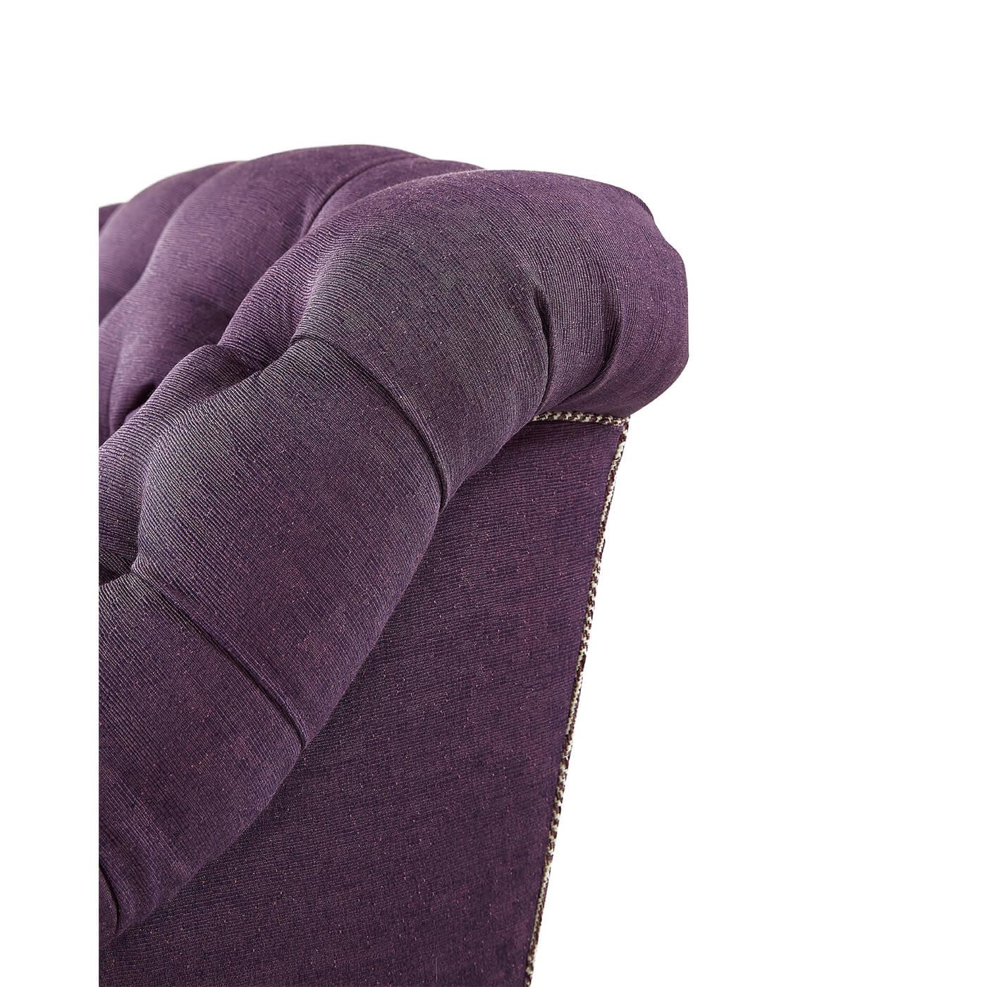 https://a.1stdibscdn.com/english-classic-tufted-club-chair-for-sale-picture-7/f_8038/1622752495150/English_Classic_Tufted_Club_Chair_7_master.jpg