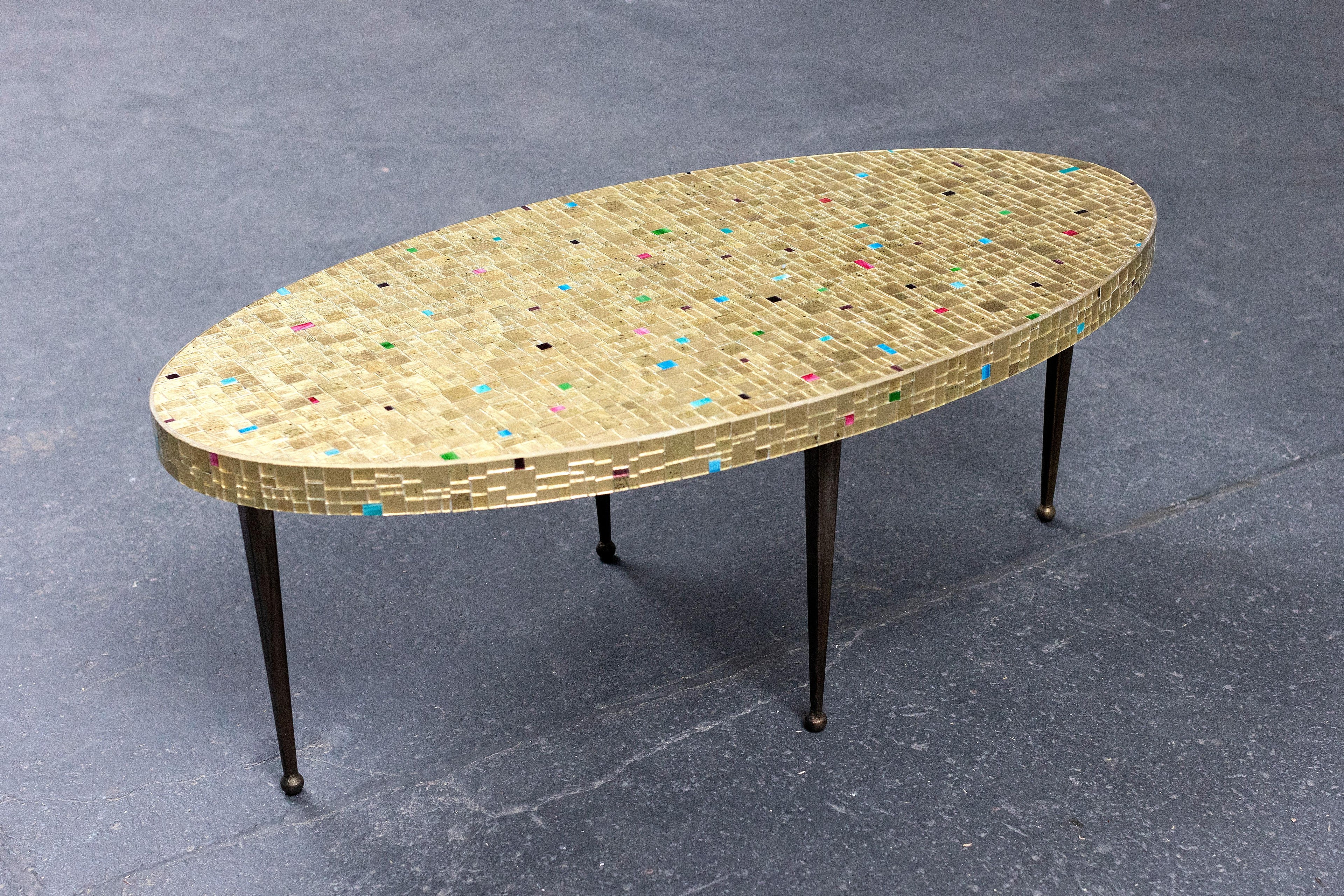 https://a.1stdibscdn.com/modern-oval-moon-gold-mosaic-coffee-table-with-metal-legs-by-ercole-home-for-sale-picture-5/f_42371/f_341141021683142679765/Ercole_GoldTable_04_01_master.jpg