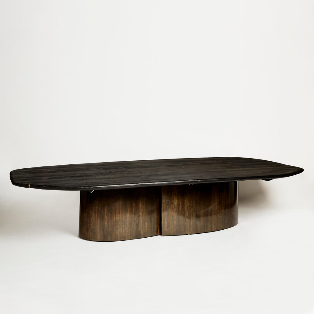 https://a.1stdibscdn.com/contemporary-burnt-wood-top-and-brass-base-dining-table-by-erwan-boulloud-for-sale-picture-2/f_65832/f_489068021771609097486/Erwan_Boulloud_table_XXL_001_photo_Harry_Matenaer_master.jpg