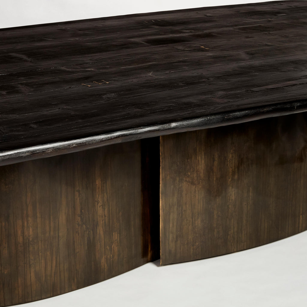 https://a.1stdibscdn.com/contemporary-burnt-wood-top-and-brass-base-dining-table-by-erwan-boulloud-for-sale-picture-5/f_65832/f_489068021771609097948/Erwan_Boulloud_table_XXL_004_photo_Harry_Matenaer_master.jpg